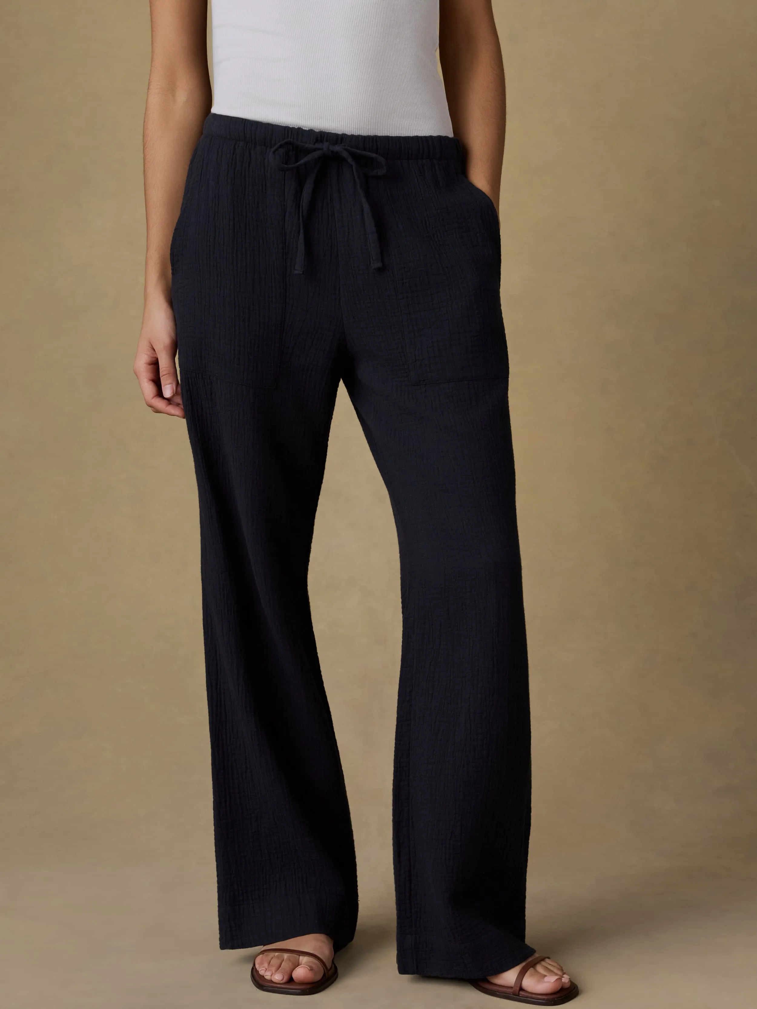 Laidback Gauze Pant - Black sold by Faherty product image thumbnail 3