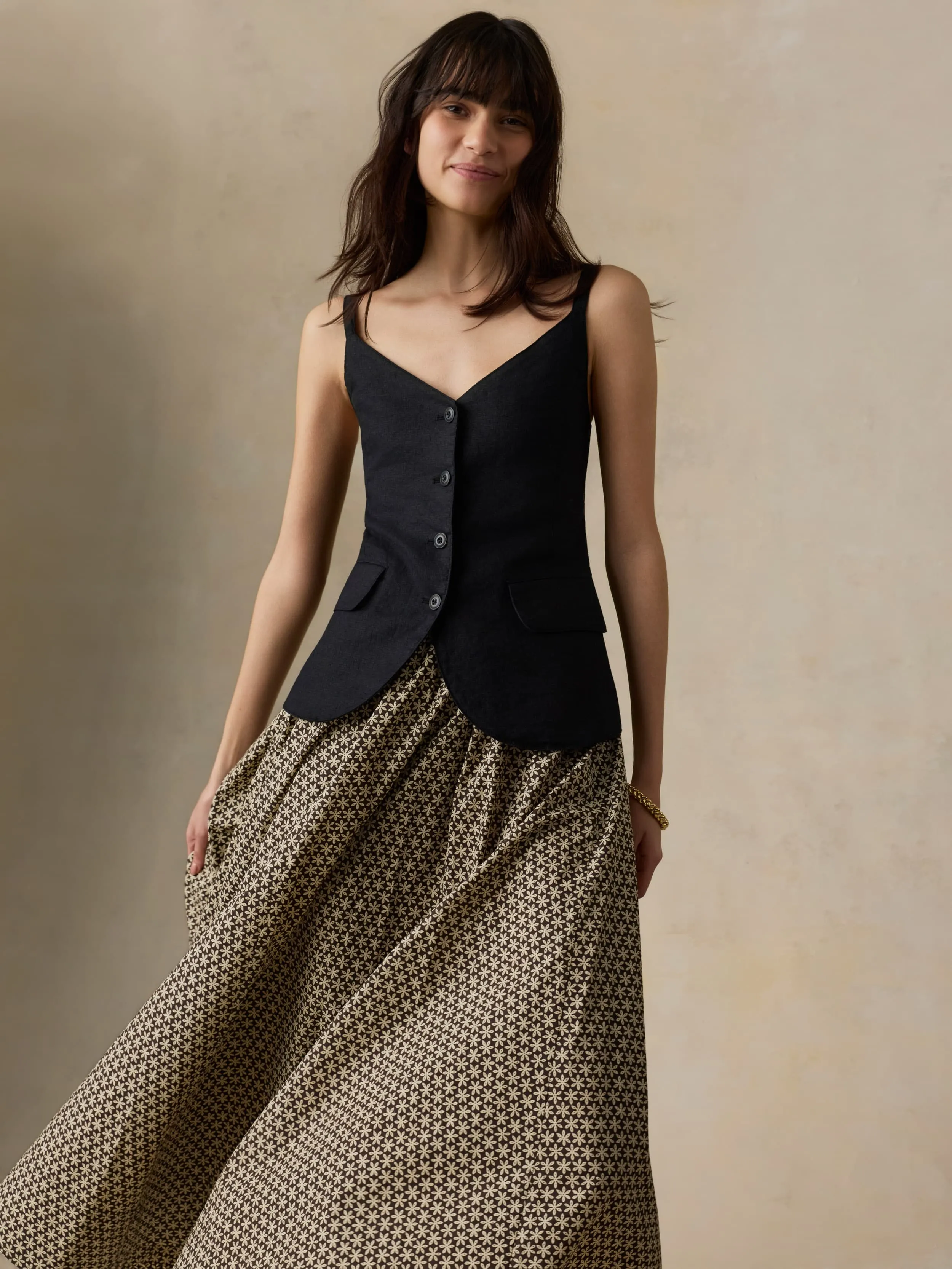 Sun Strider Linen Milo Vest - Black sold by Faherty product image thumbnail 5