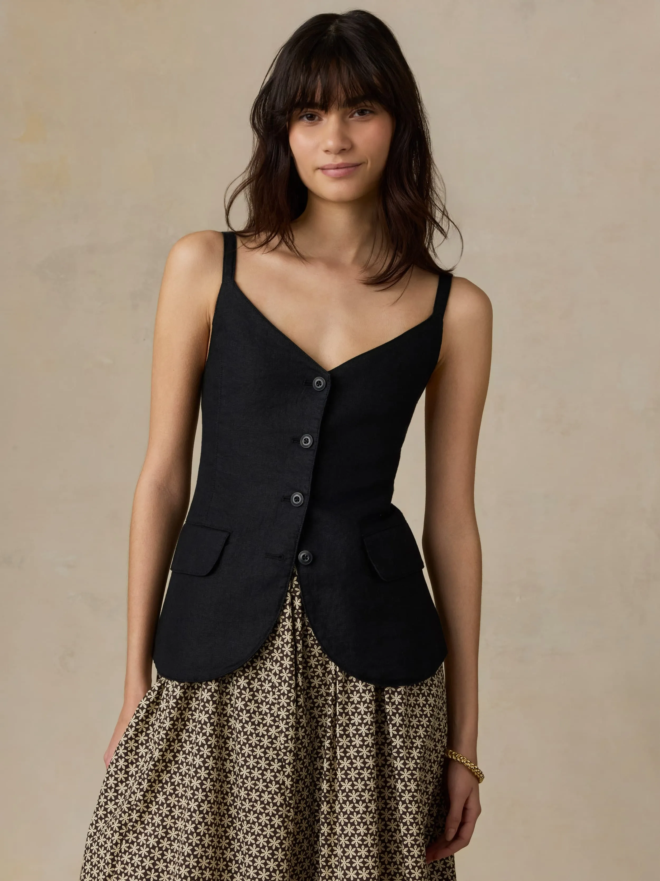 Sun Strider Linen Milo Vest - Black sold by Faherty