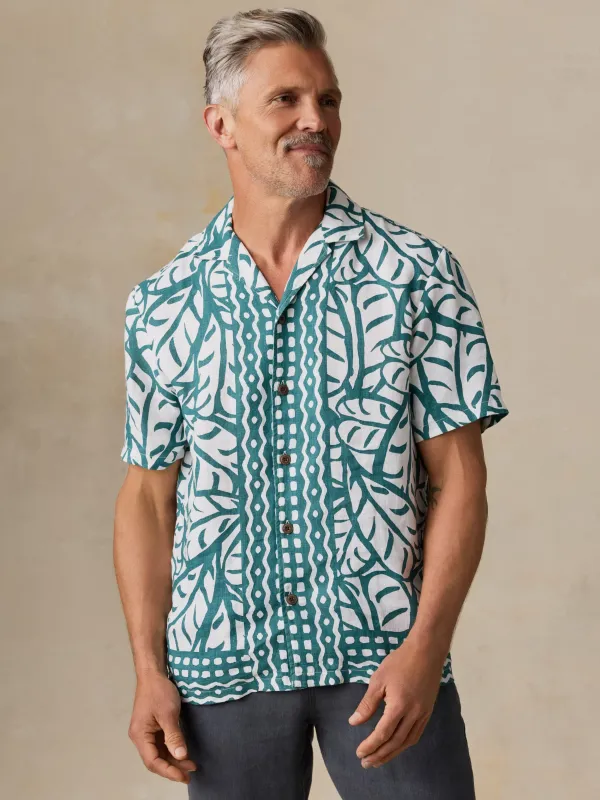 Short-Sleeve Linen Camp Shirt - Biscayne Leaves made by Faherty