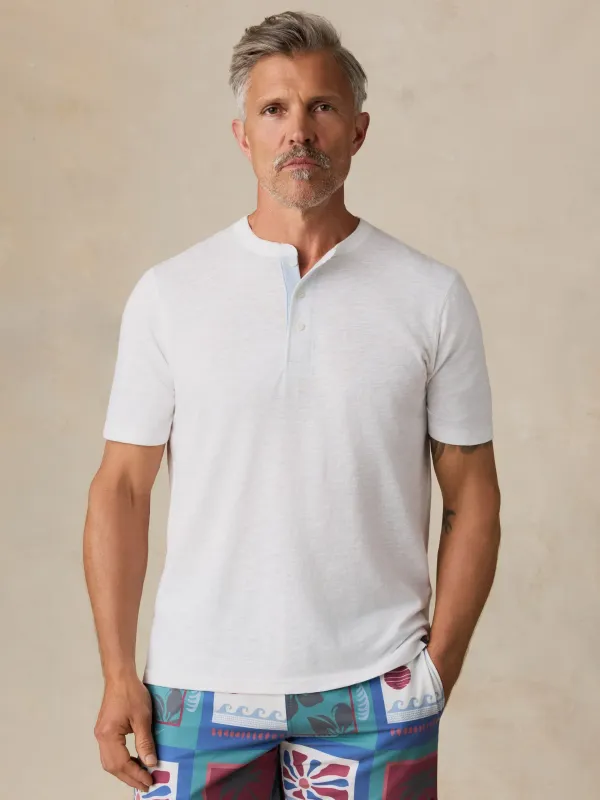 Short-Sleeve Breeze Henley - White made by Faherty