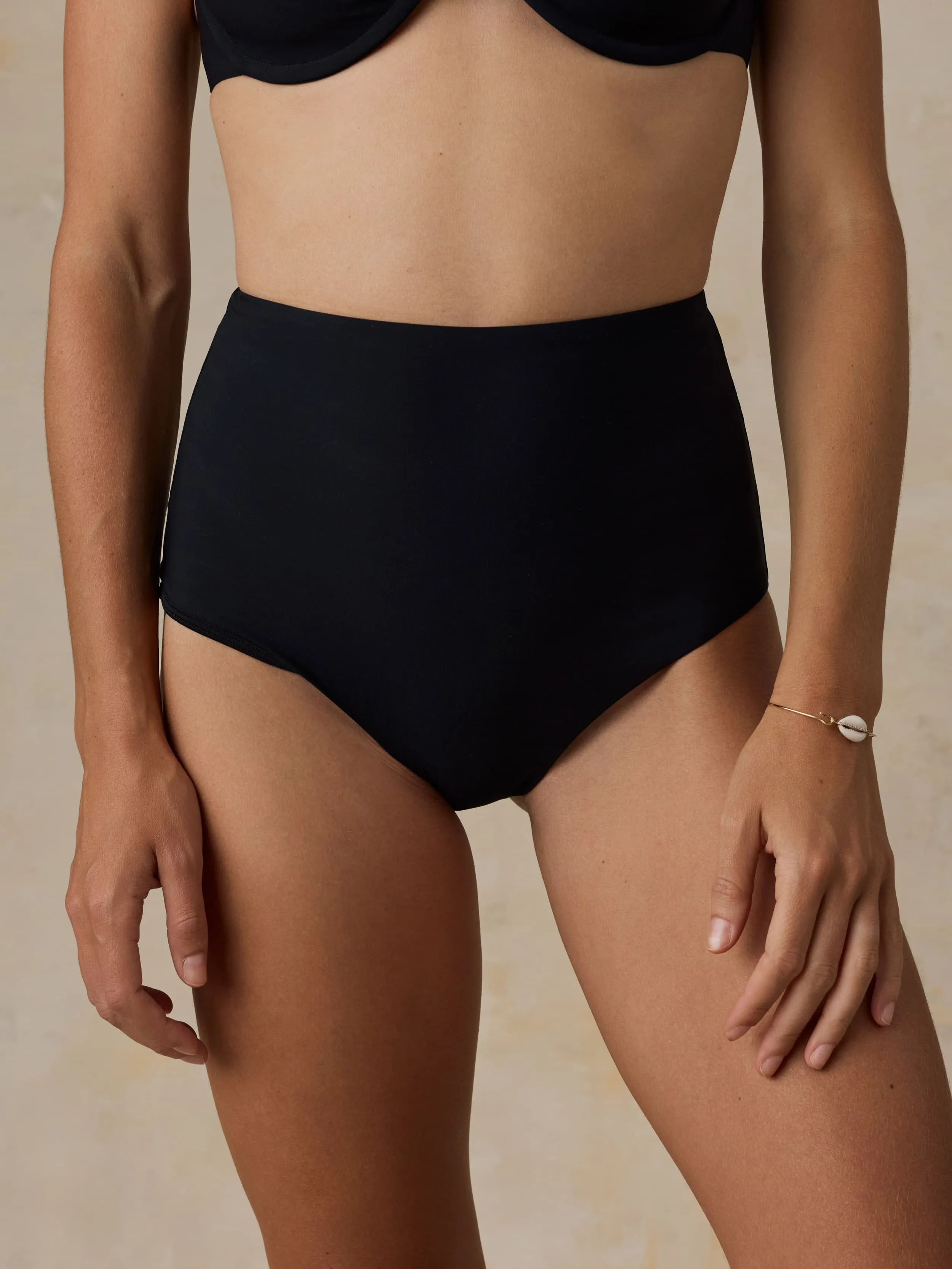 Soleil Bottom - Black sold by Faherty product image thumbnail 2