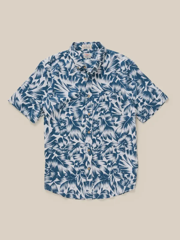 Short-Sleeve Breeze Shirt - Dark Sky Tropical made by Faherty