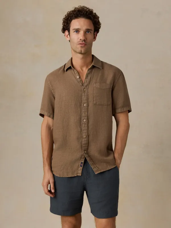 Short-Sleeve Palma Linen Shirt - Island Brown made by Faherty