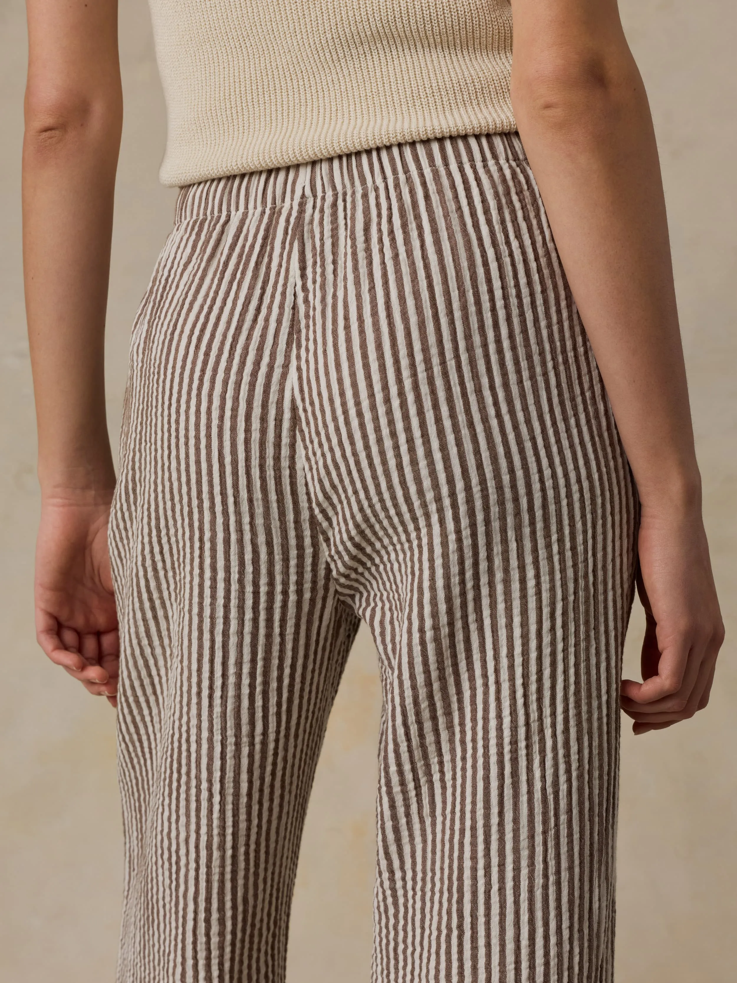 Dune Cotton Gauze Laidback Pant - Mocha Mist sold by Faherty product image thumbnail 5