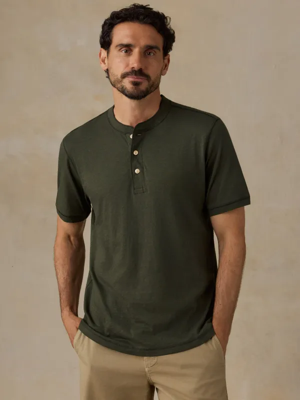 Short-Sleeve Sunwashed Regenerative Henley - Forest Grove made by Faherty