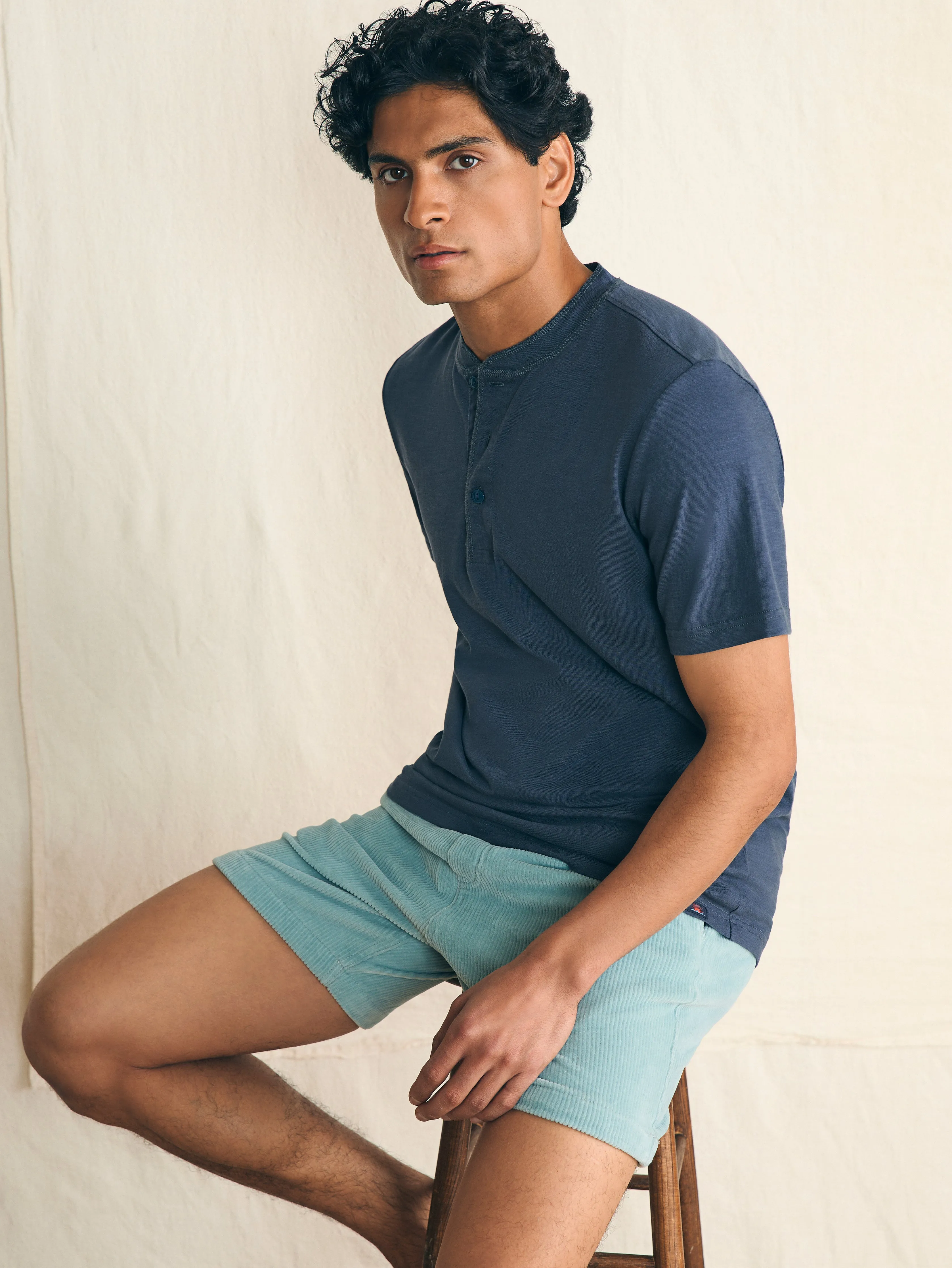 Short-Sleeve Sunwashed Henley - Dune Navy sold by Faherty product image thumbnail 4