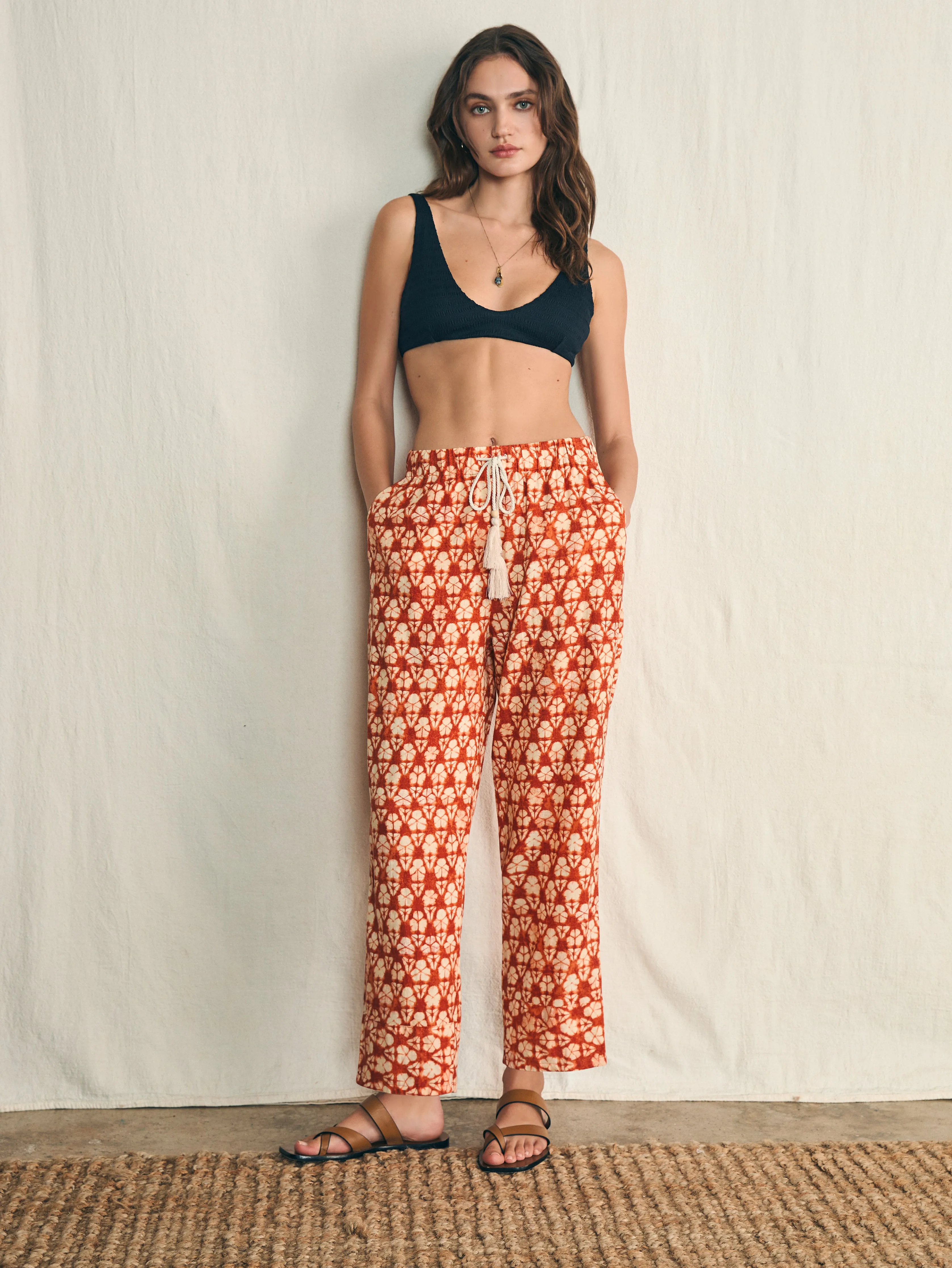 Pacific Beach Linen Pant - Spiced Shibori Print sold by Faherty product image thumbnail 4