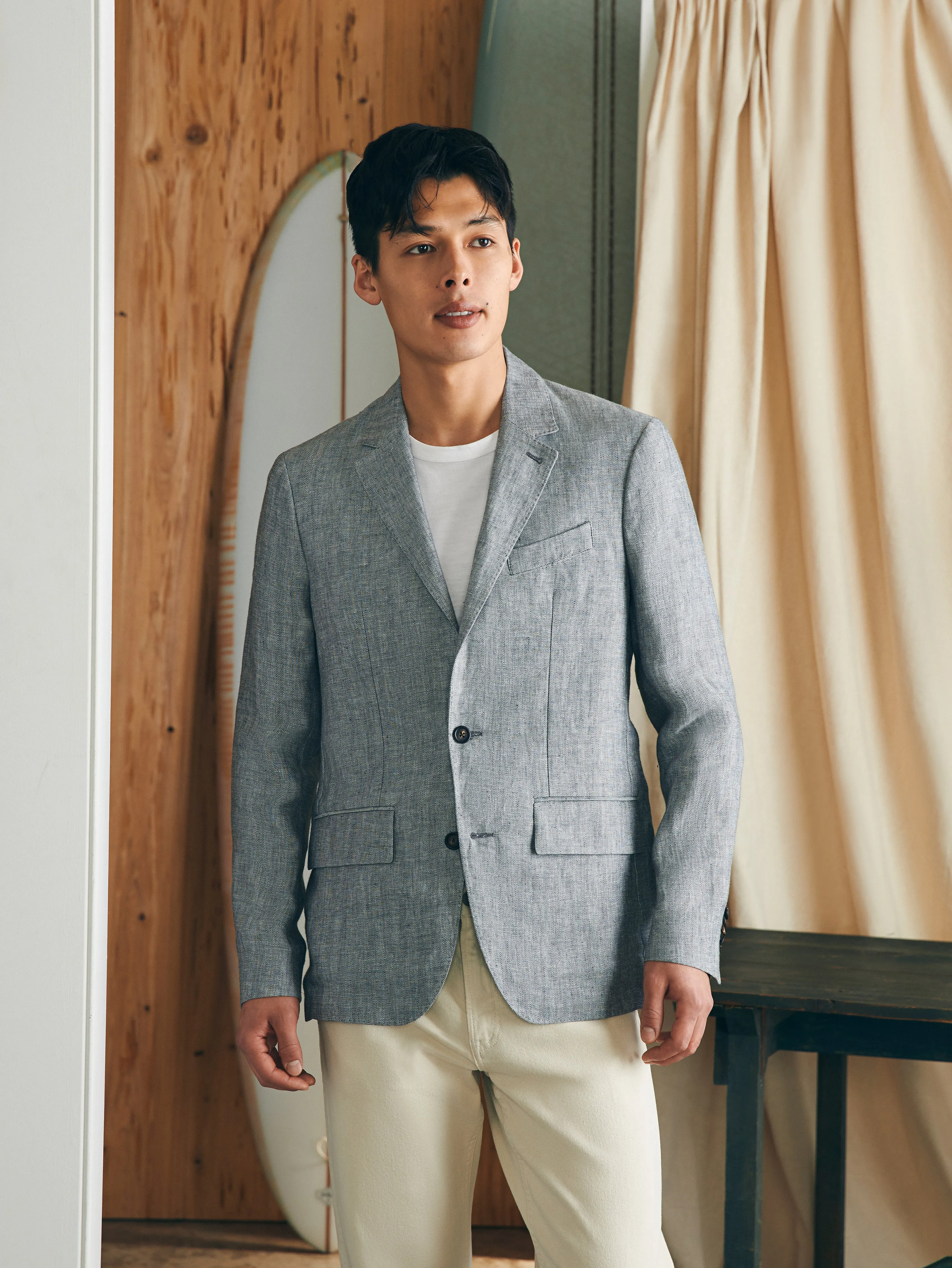 Reserve Linen Herringbone Blazer - Light Graphite Herringbone sold by Faherty product image thumbnail 3