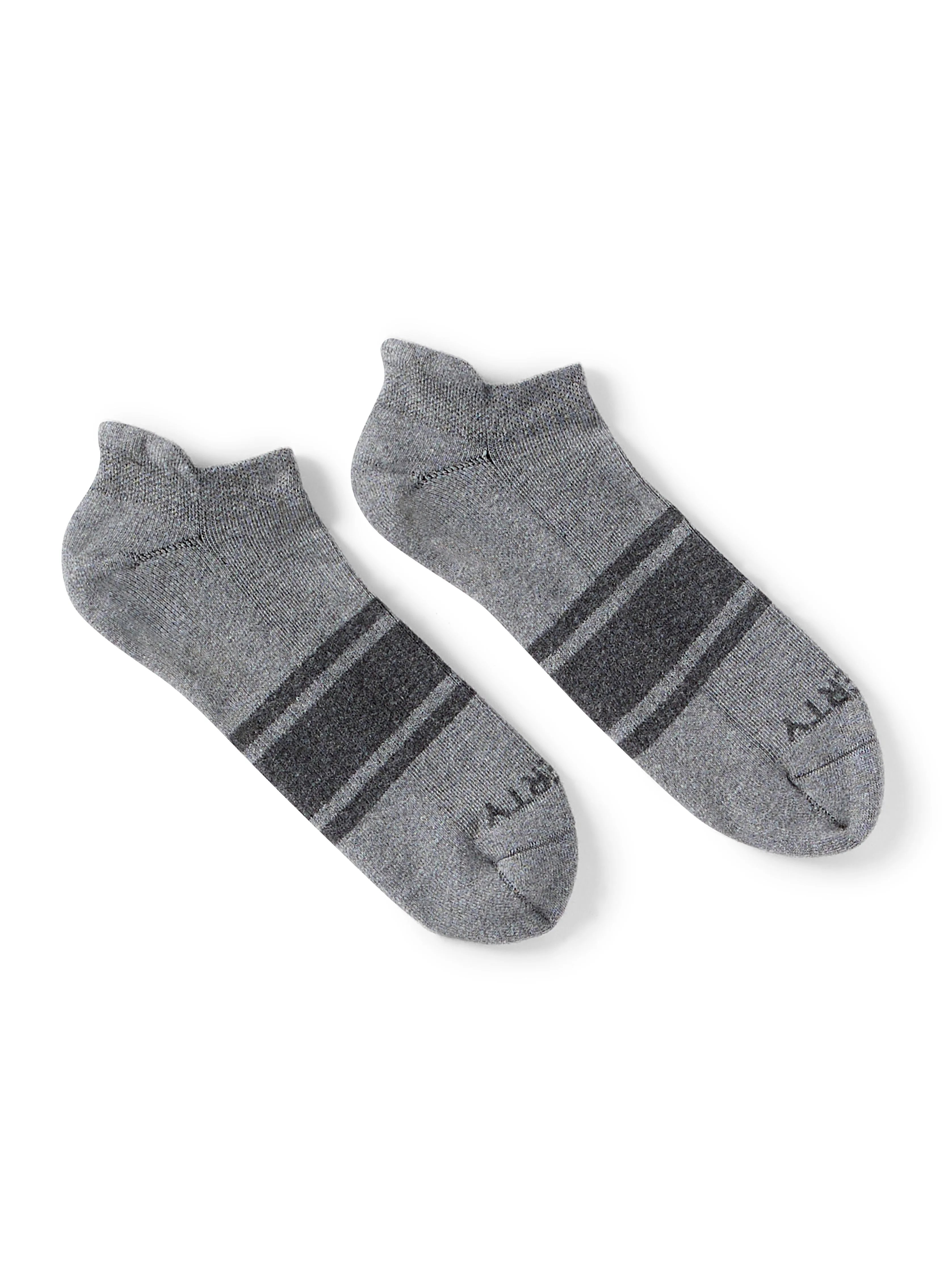 Surf Stripe Ankle Sock - Heather Grey sold by Faherty