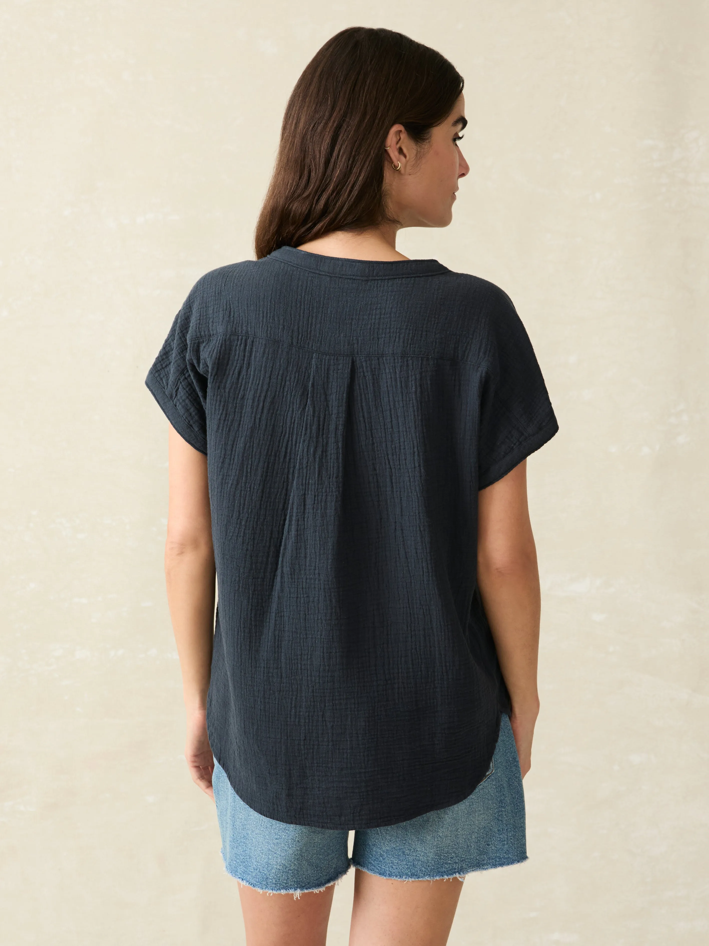 Dream Cotton Gauze Desmond Top - Navy sold by Faherty product image thumbnail 5
