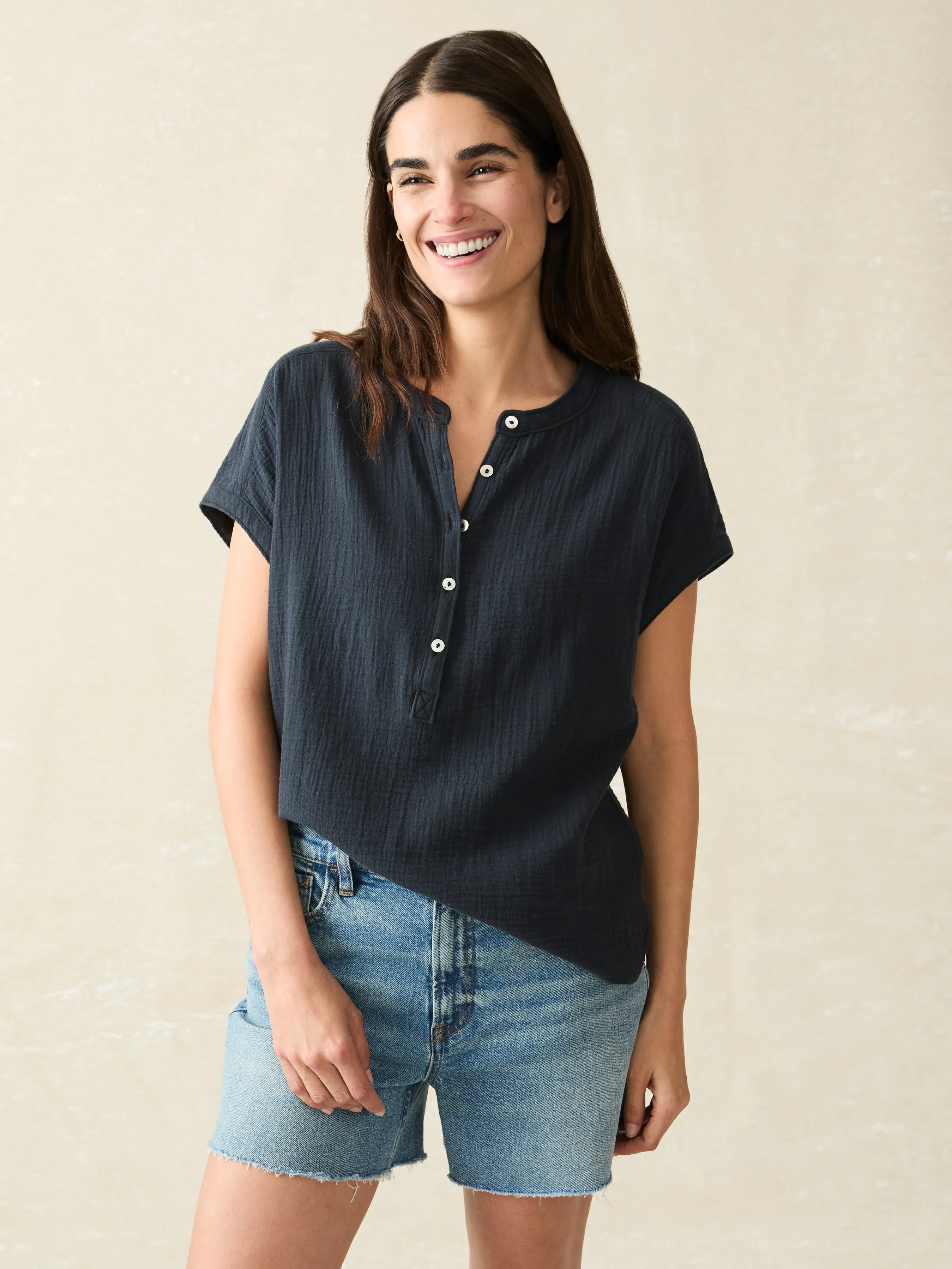 Dream Cotton Gauze Desmond Top - Navy sold by Faherty product image thumbnail 4