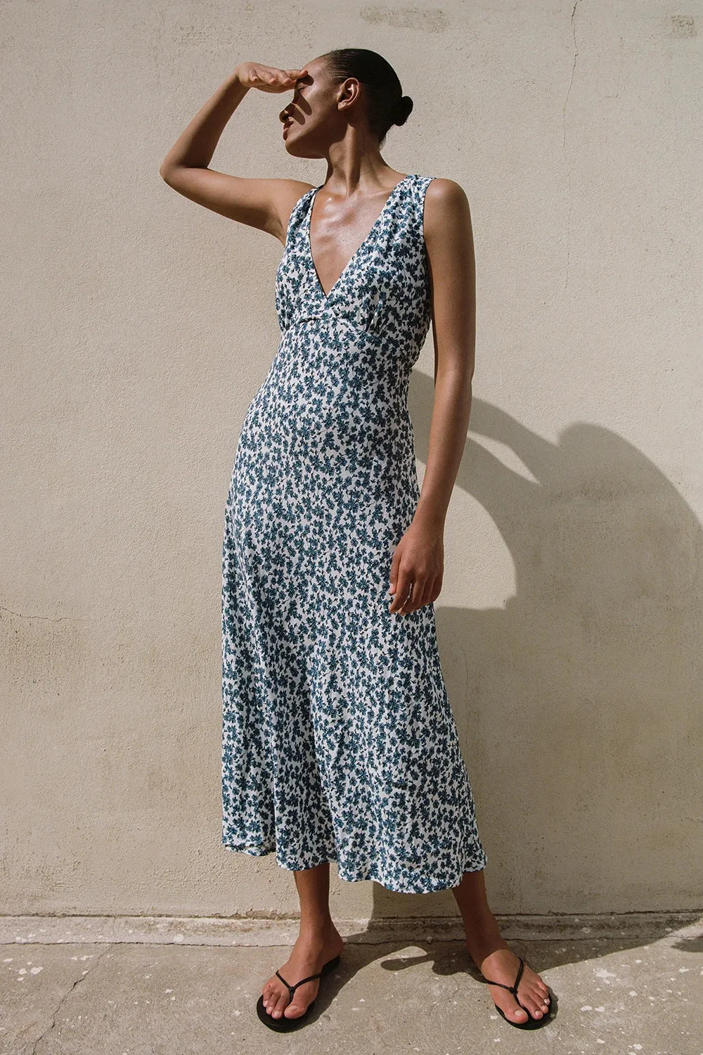 Jardin Midi Dress Leilani Mid Blue - Final Sale sold by Faithfull the Brand product image thumbnail 2