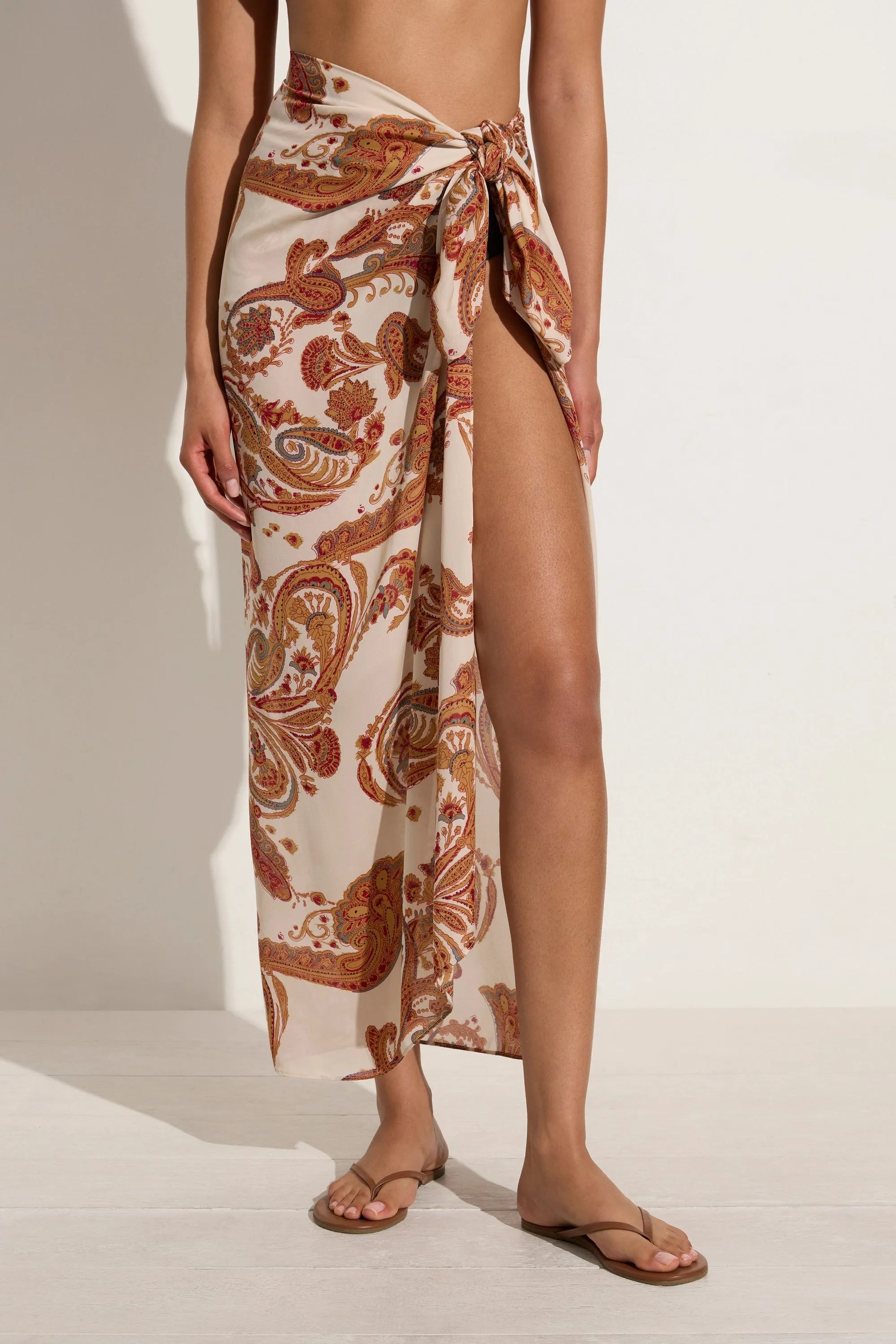 Vicenza Pareo Alessia Paisley - Final Sale sold by Faithfull the Brand product image thumbnail 3