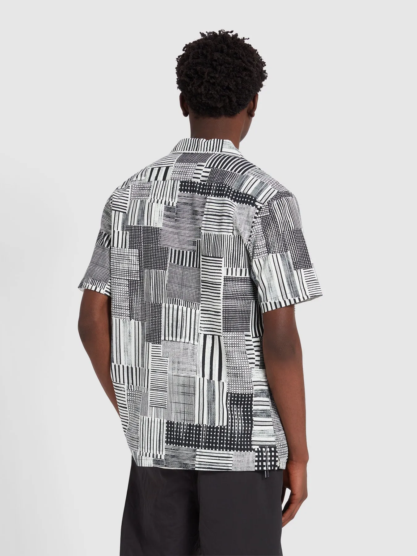 Chiltern Short Sleeve Archive Print Shirt In Black sold by Farah product image thumbnail 3