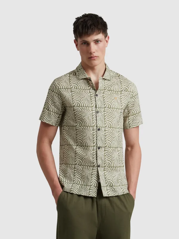Cadmun Short Sleeve Fern Print Shirt In Rocket Green made by Farah