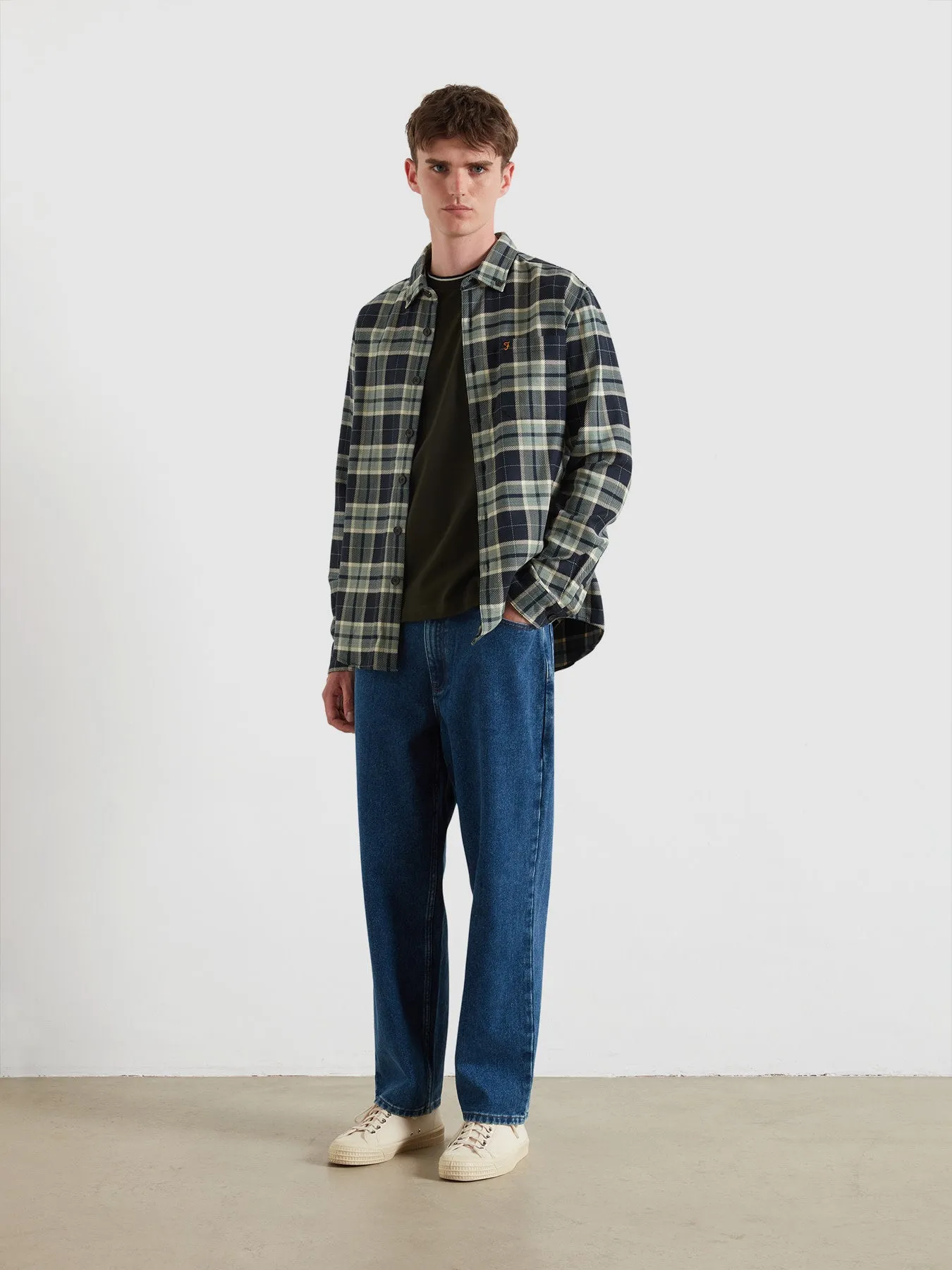 Elton Tipped Pique T-Shirt In Evergreen sold by Farah product image thumbnail 2