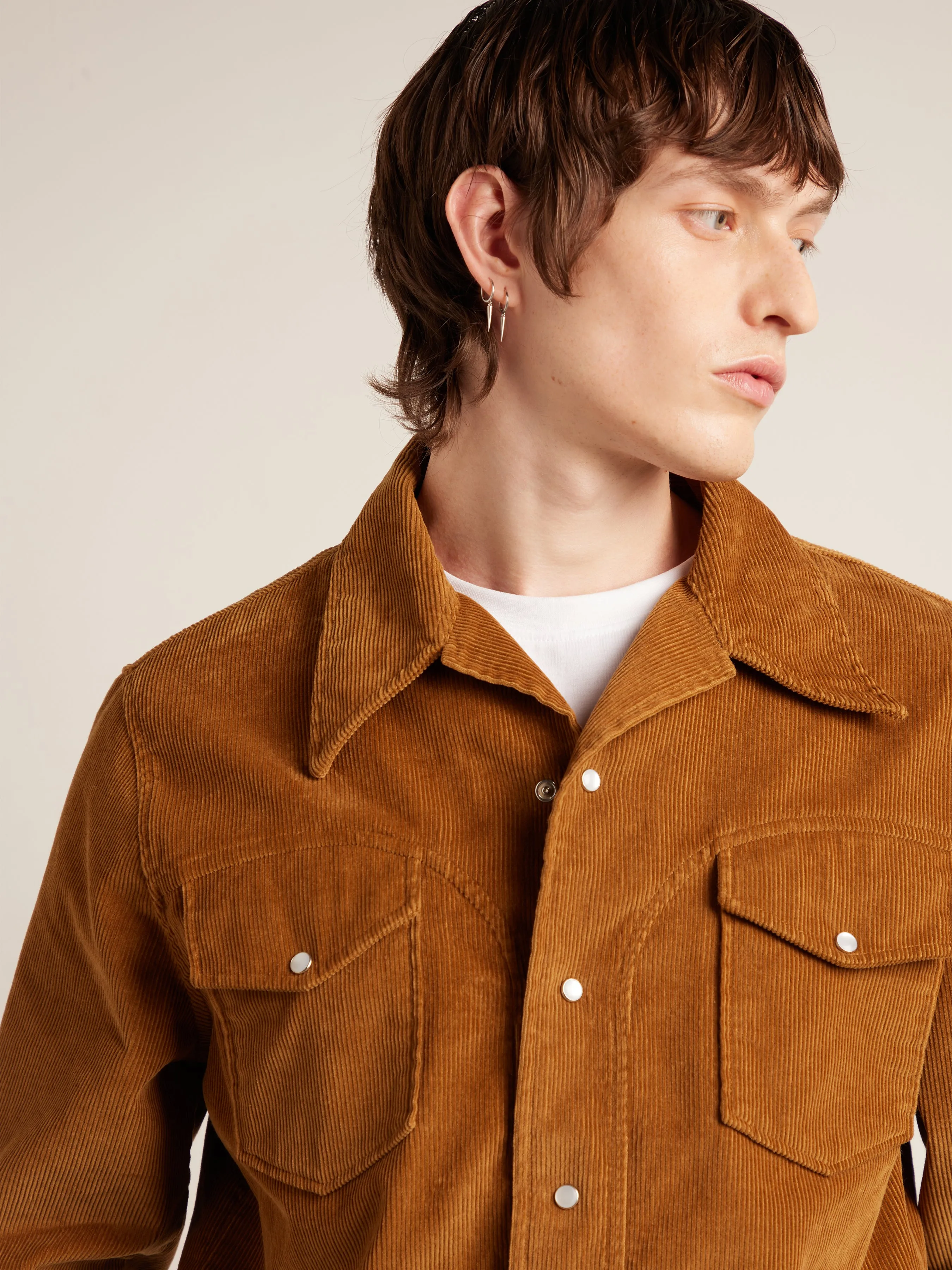 Montwood Archive Cord Overshirt In Rich Tobacco sold by Farah product image thumbnail 4