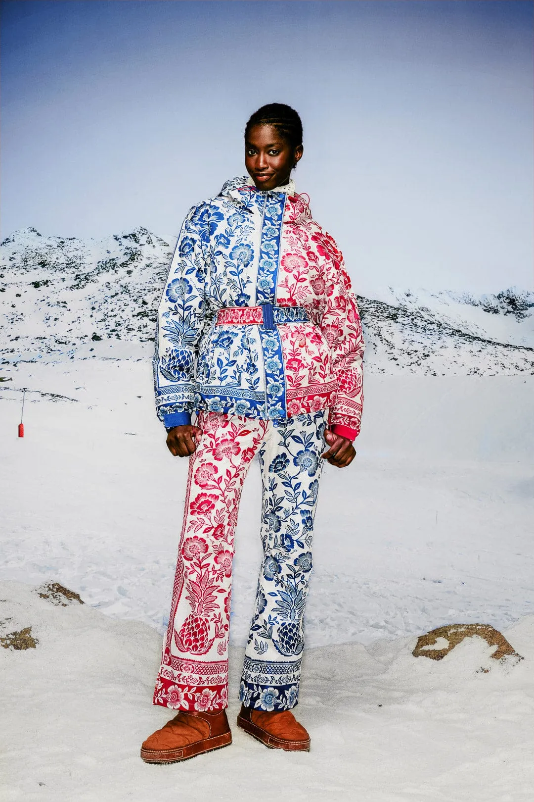 Mixed Pineapple Garden Ski Pants sold by FARM Rio product image thumbnail 2