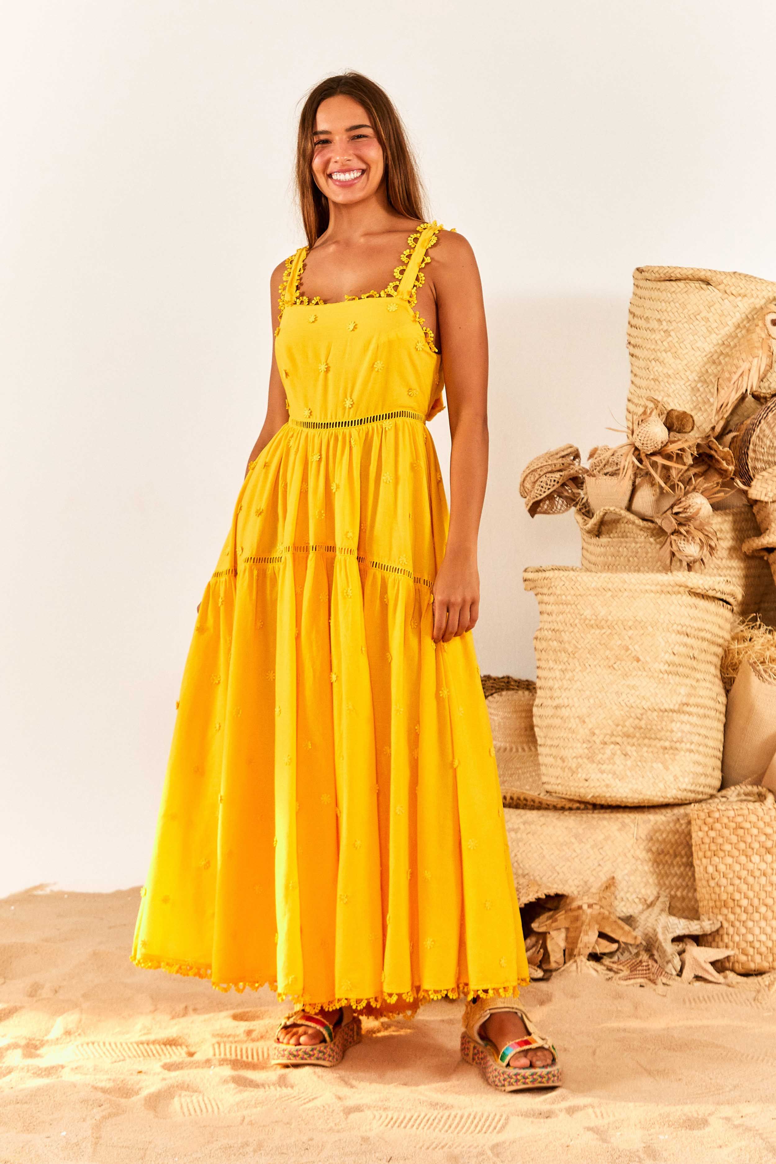 YELLOW 3D FLOWERS MIDI DRESS sold by FARM Rio product image thumbnail 4