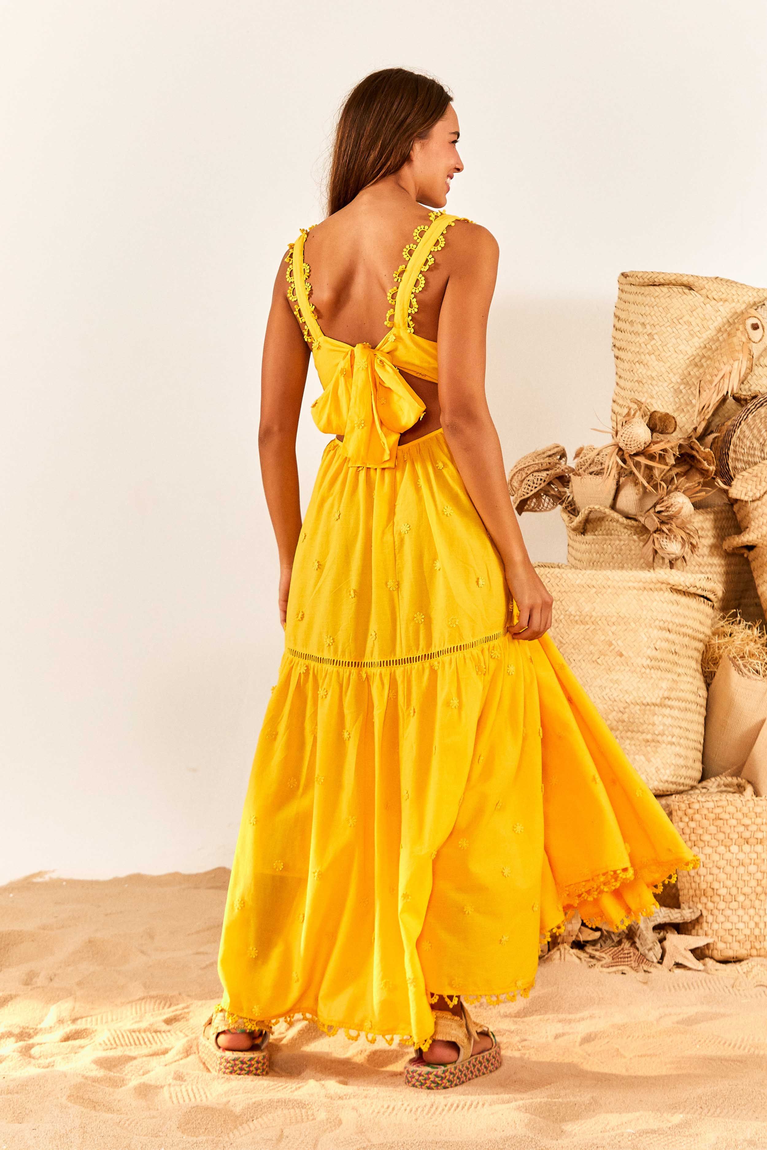 YELLOW 3D FLOWERS MIDI DRESS sold by FARM Rio product image thumbnail 2
