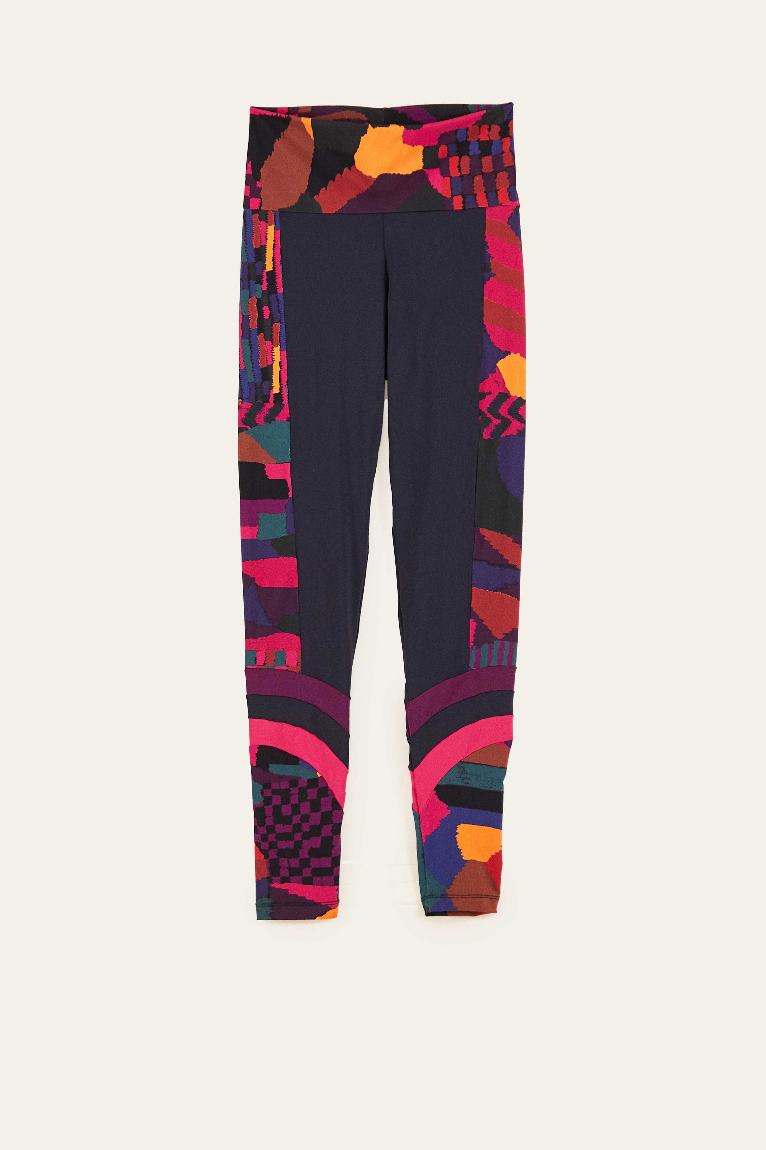 ABSTRACT PATCHES LEGGINS sold by FARM Rio product image thumbnail 7