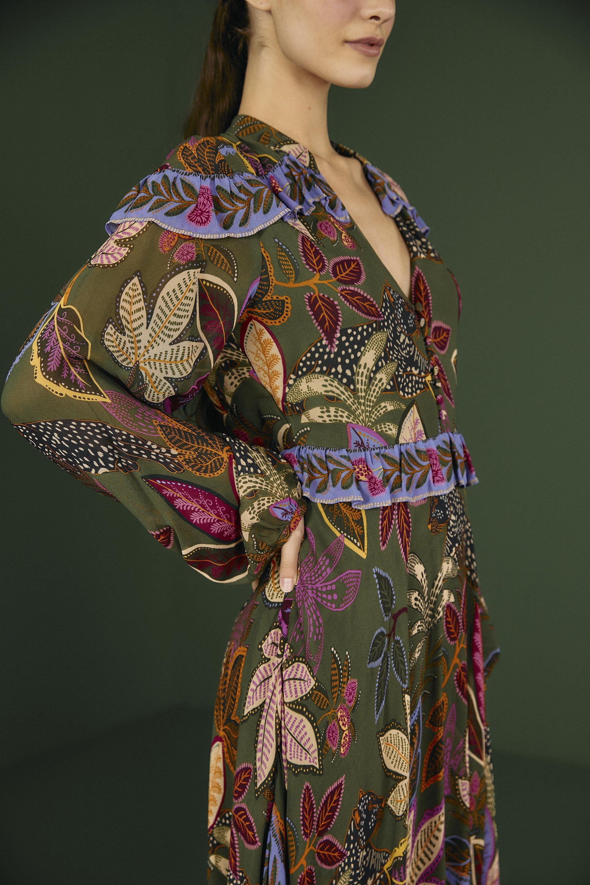 Green Wild Jungle Midi Dress sold by FARM Rio product image thumbnail 2