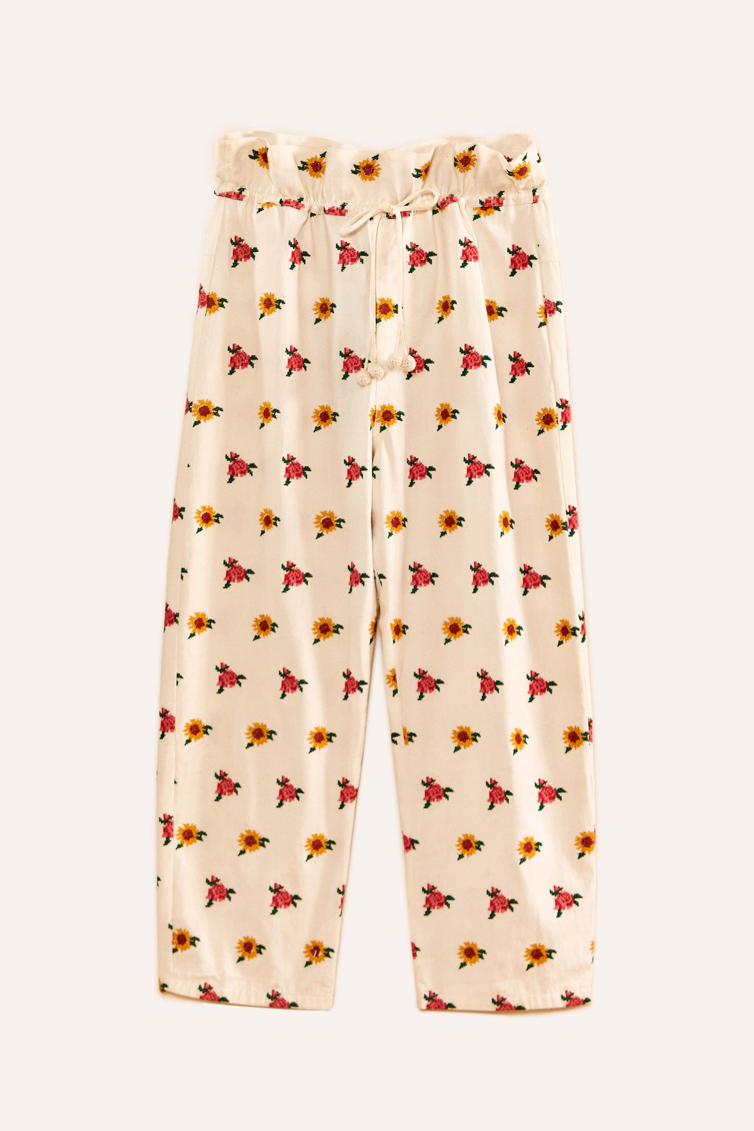 MIXED CROSS STITCH FLOWERS EMBROIDERED PANTS sold by FARM Rio product image thumbnail 6