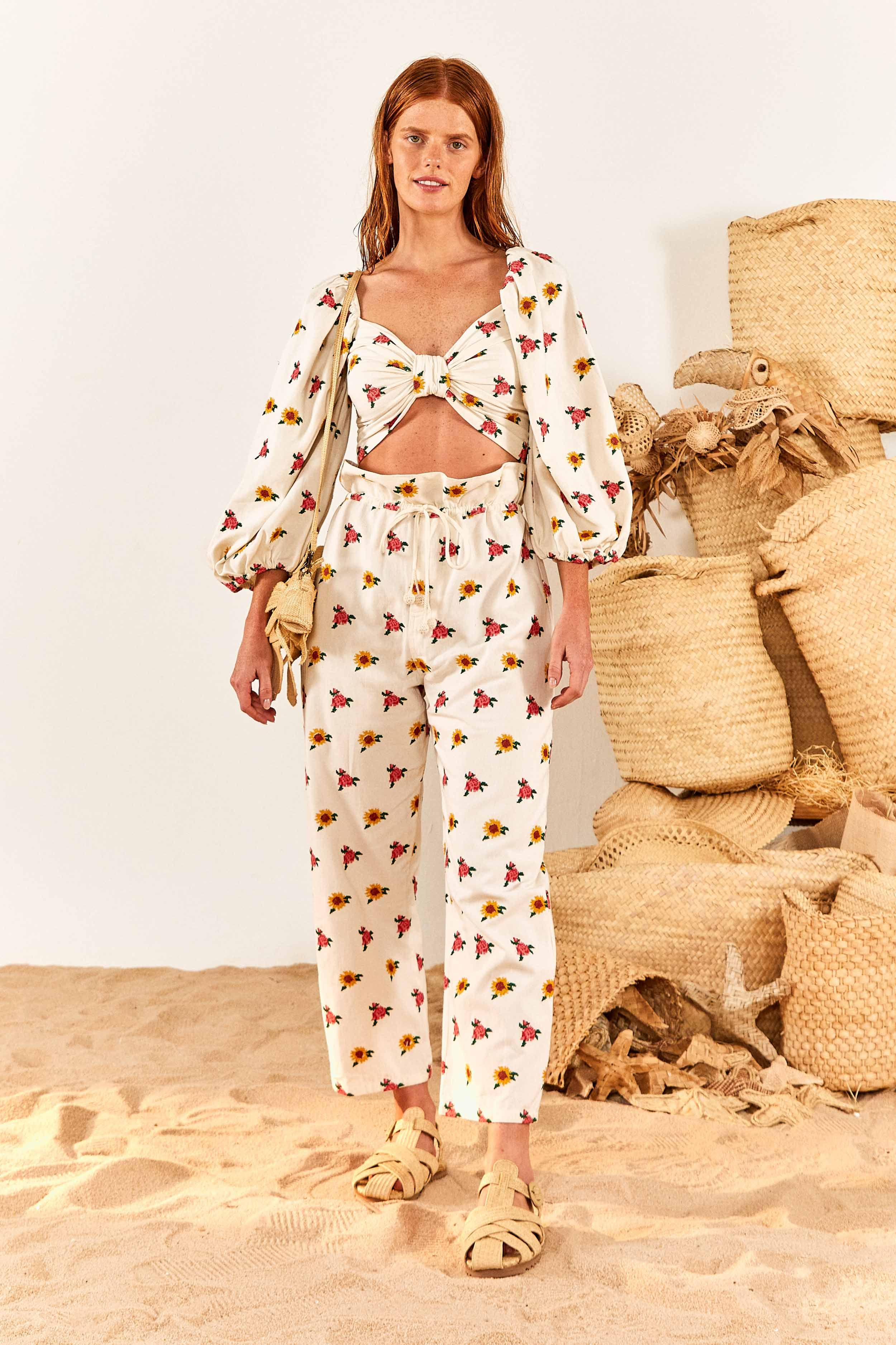 MIXED CROSS STITCH FLOWERS EMBROIDERED PANTS sold by FARM Rio product image thumbnail 4