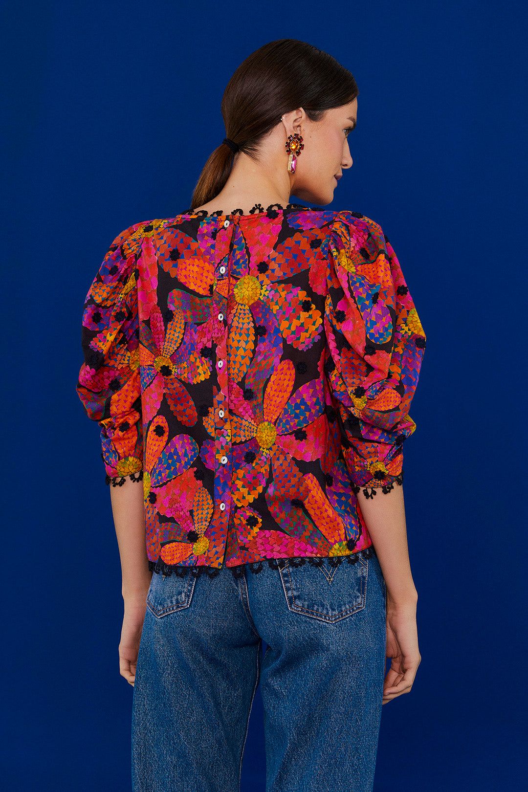 Black Heart Daisy Blouse sold by FARM Rio product image thumbnail 2