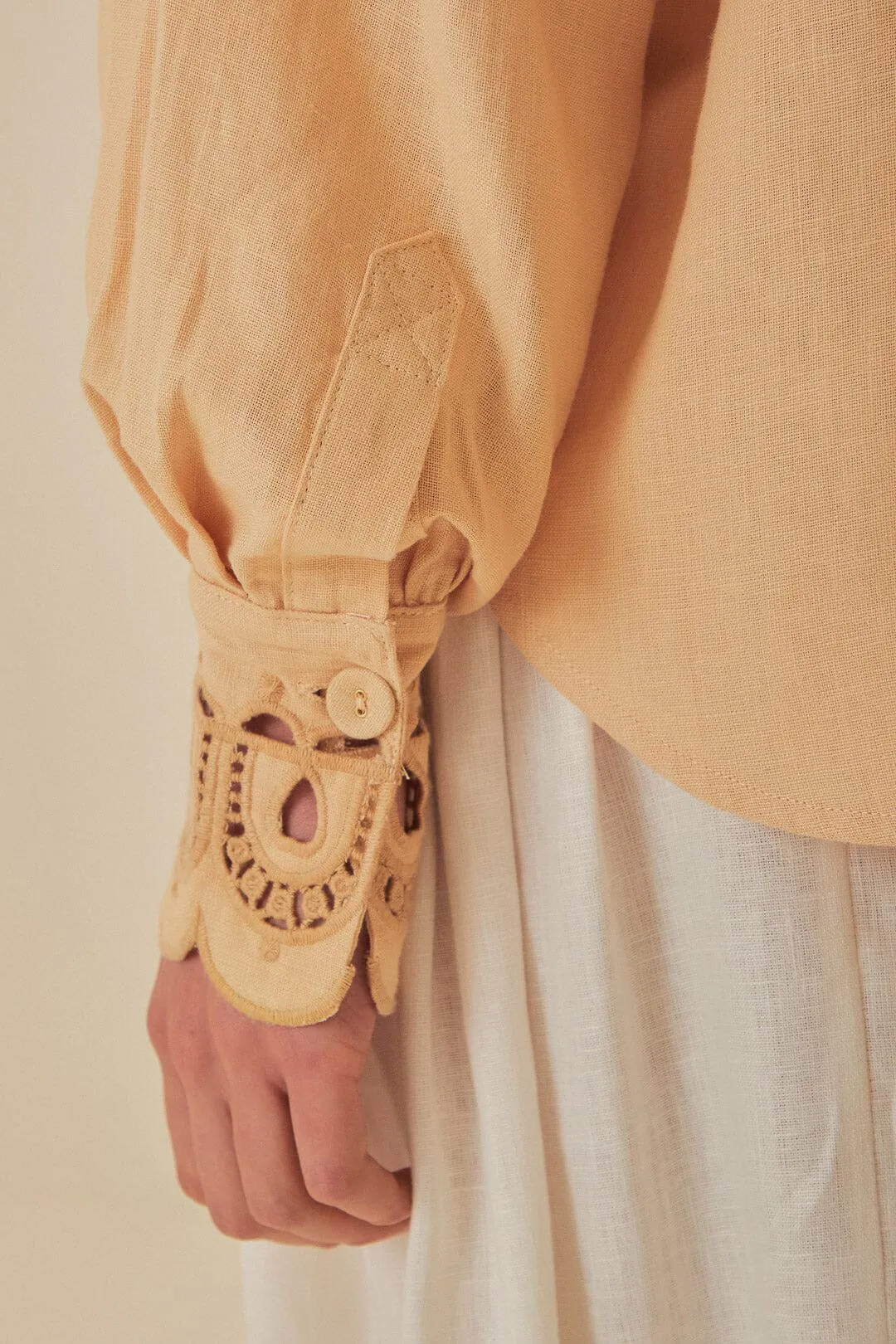 Khaki Palms Richelieu Euroflax™ Premium Linen Shirt sold by FARM Rio product image thumbnail 5