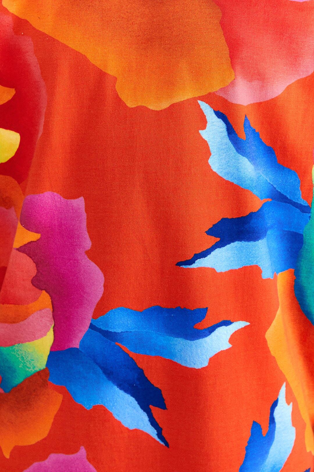 Red Ombre Chita T-Shirt Dress sold by FARM Rio product image thumbnail 5