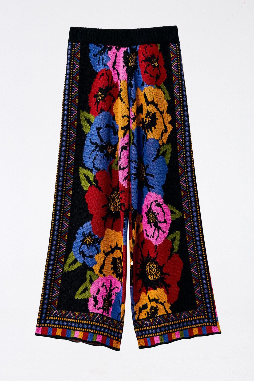 Black Flowers Tapestry Sweater Pants sold by FARM Rio product image thumbnail 5