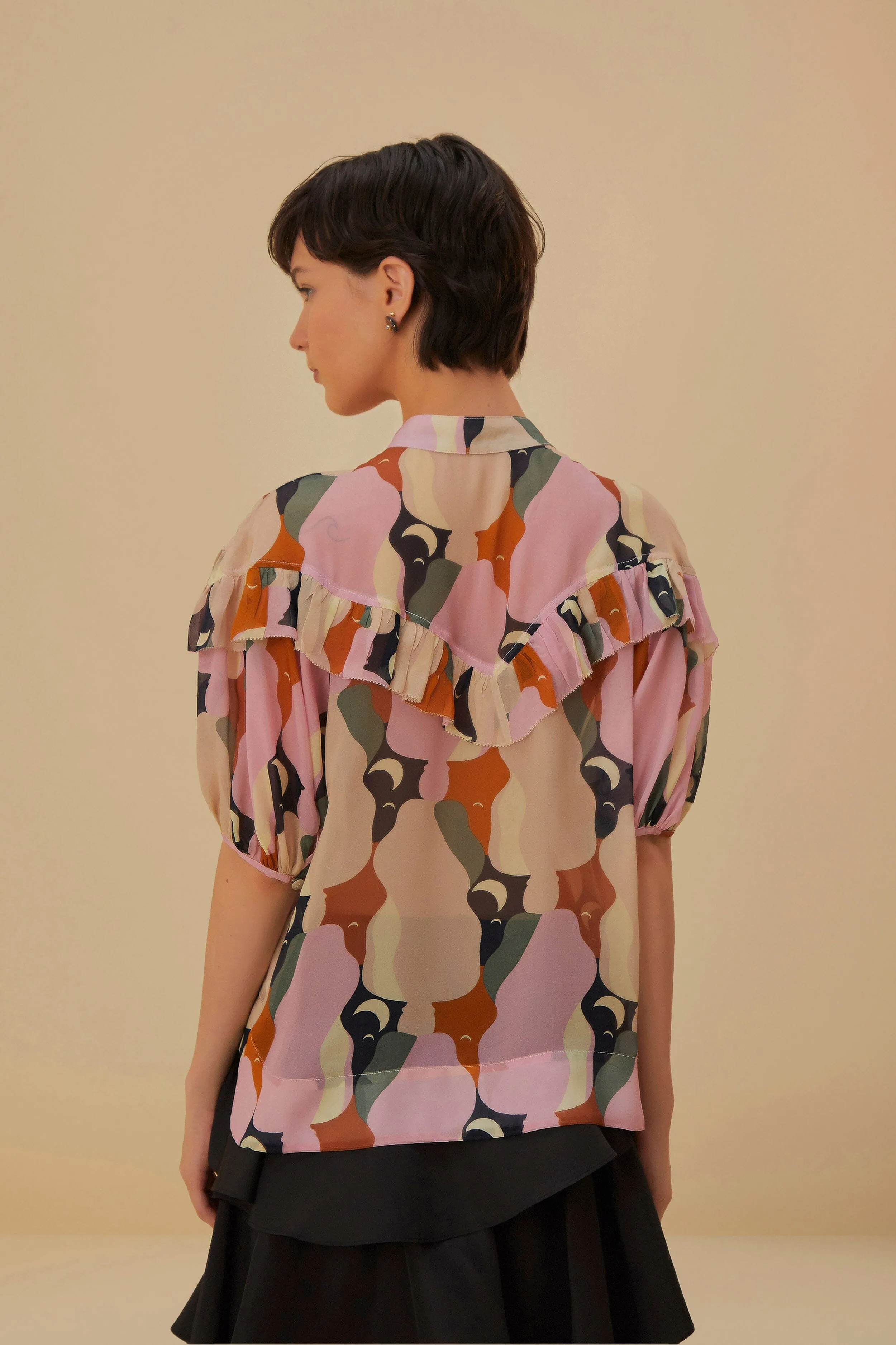 The Kiss Multicolor Short Sleeve Blouse sold by FARM Rio product image thumbnail 5