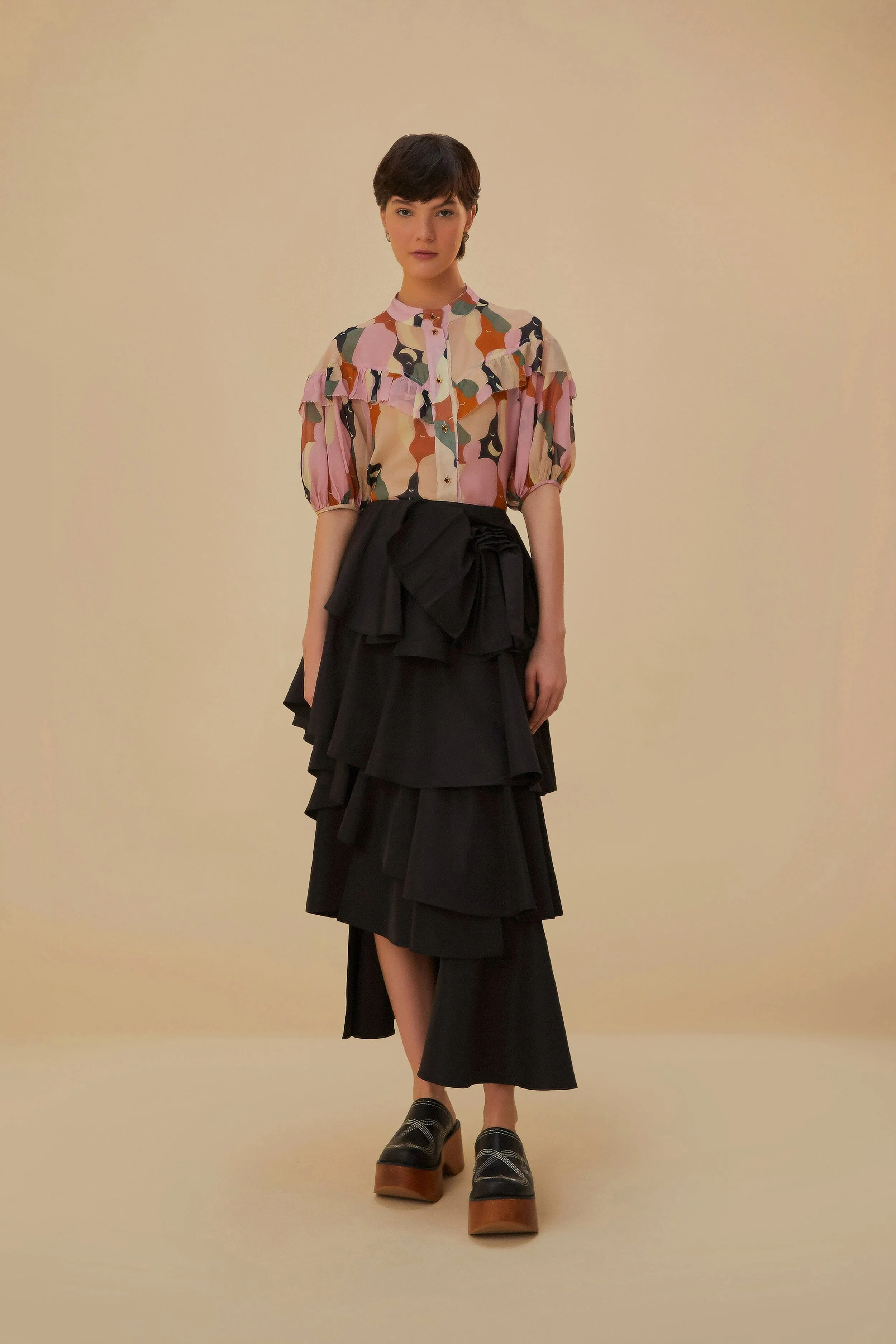 The Kiss Multicolor Short Sleeve Blouse sold by FARM Rio product image thumbnail 3