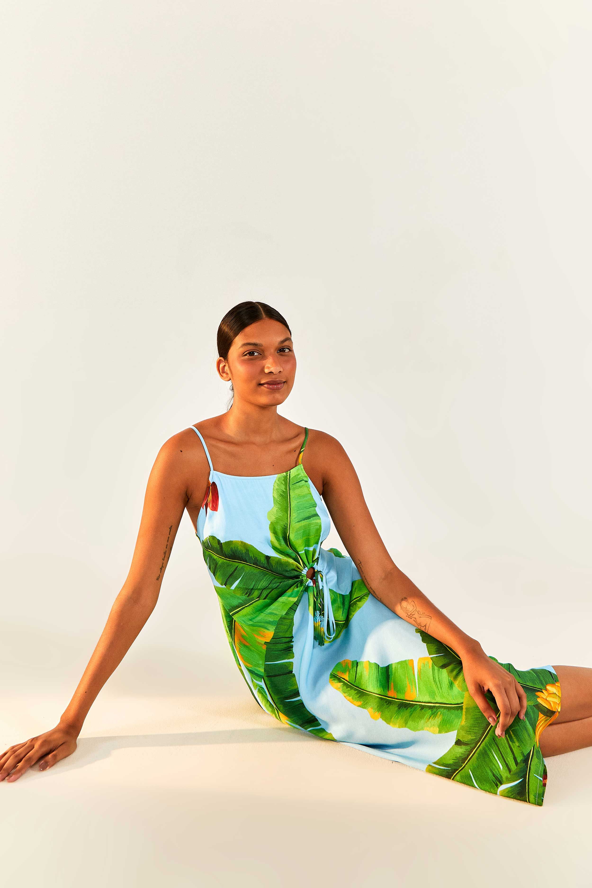 farm rio blue banana midi dress Multicolor Banana Foliage Puff Sleeve Midi Dress  FARM Rio