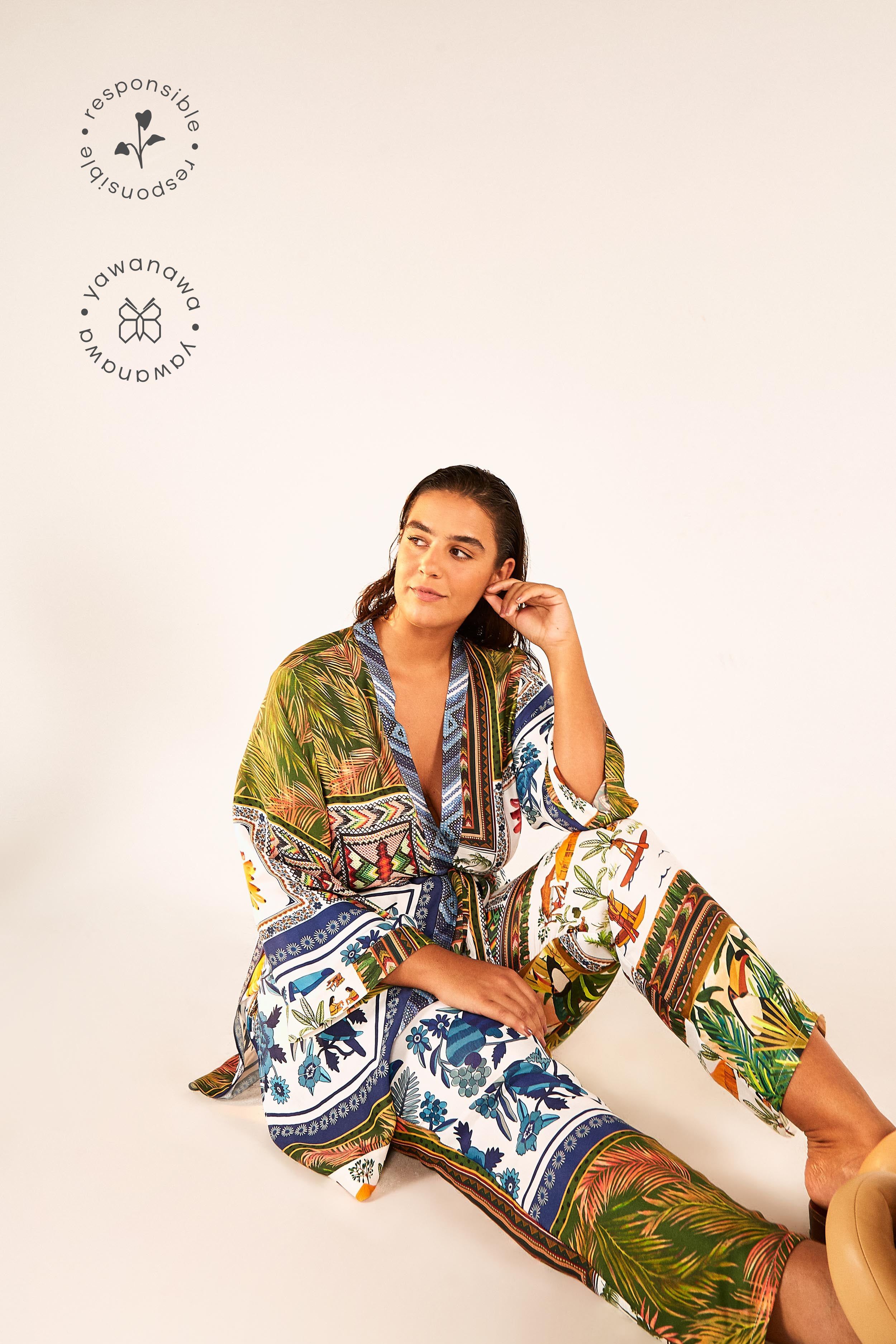 MIXED SCARVES PANTS sold by FARM Rio