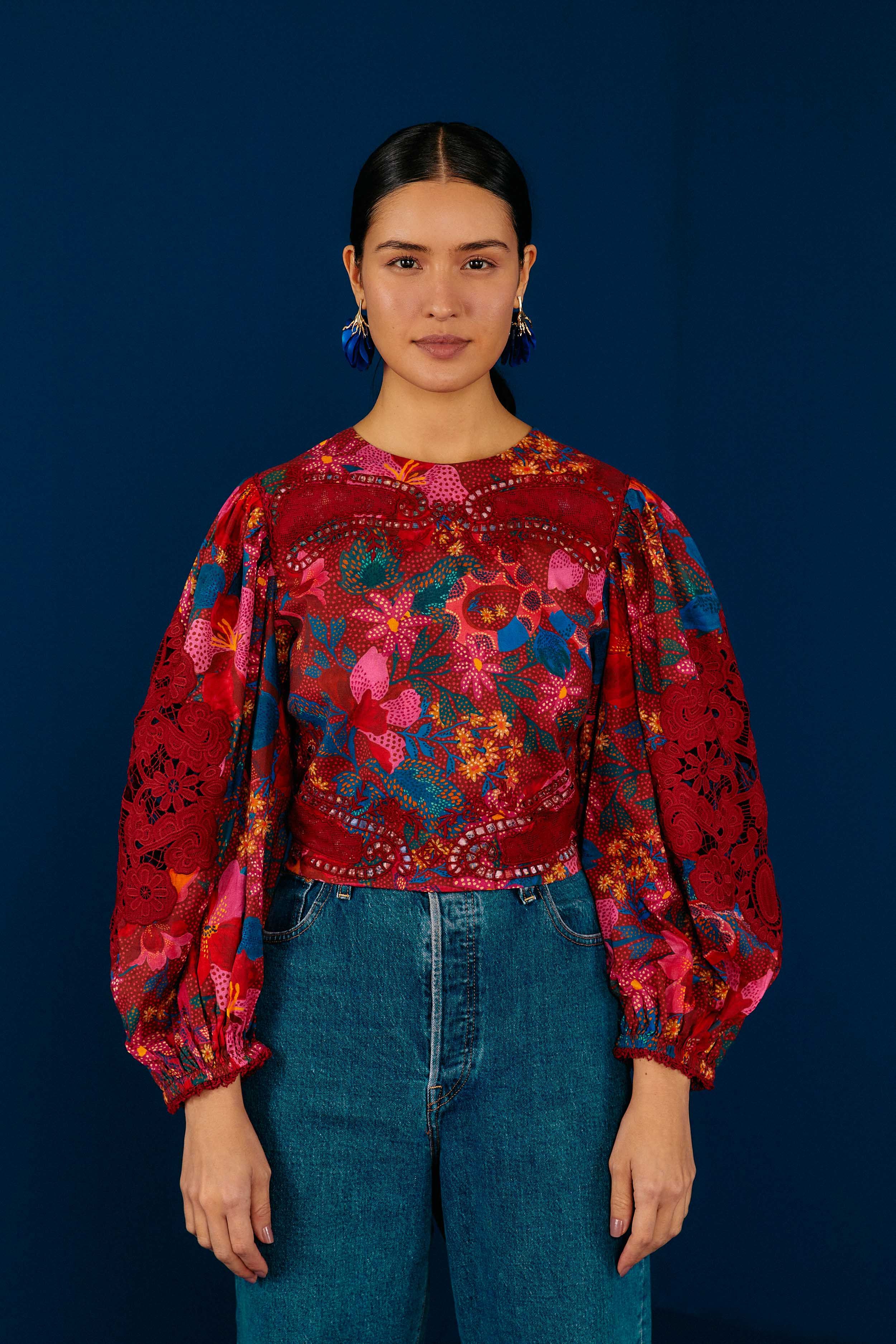 Red Wild Life Blouse sold by FARM Rio product image thumbnail 3