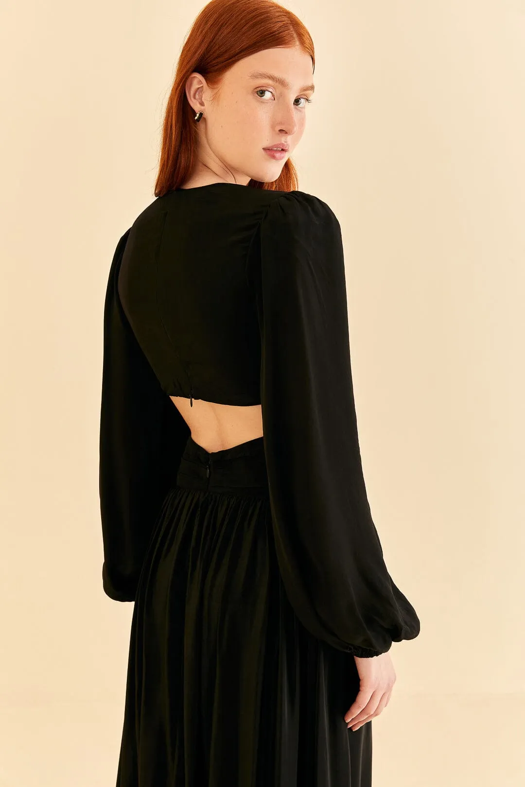 Black Cut Out Long Sleeve Maxi Dress sold by FARM Rio product image thumbnail 5