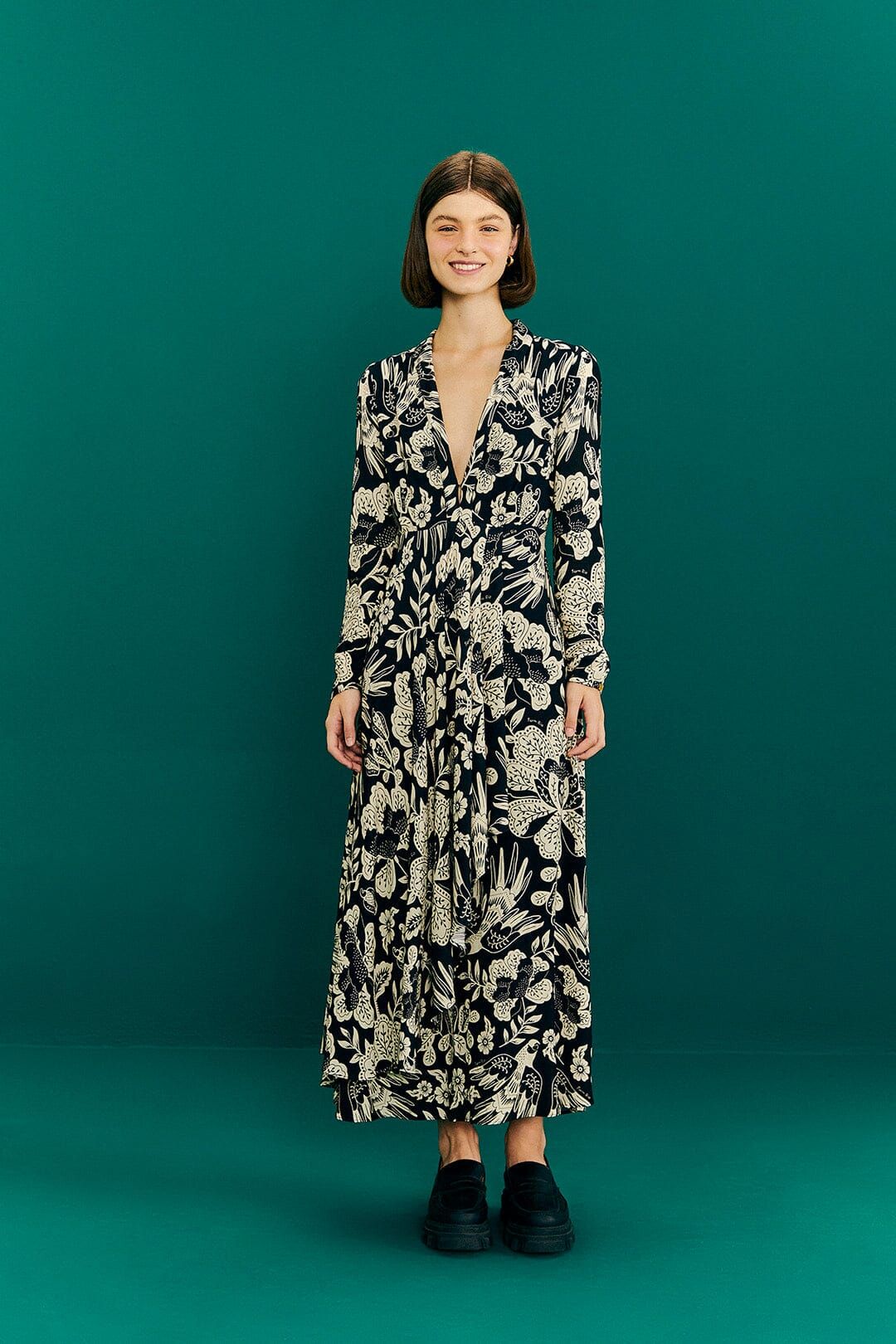 Graphic Floral Black Maxi Dress sold by FARM Rio product image thumbnail 2