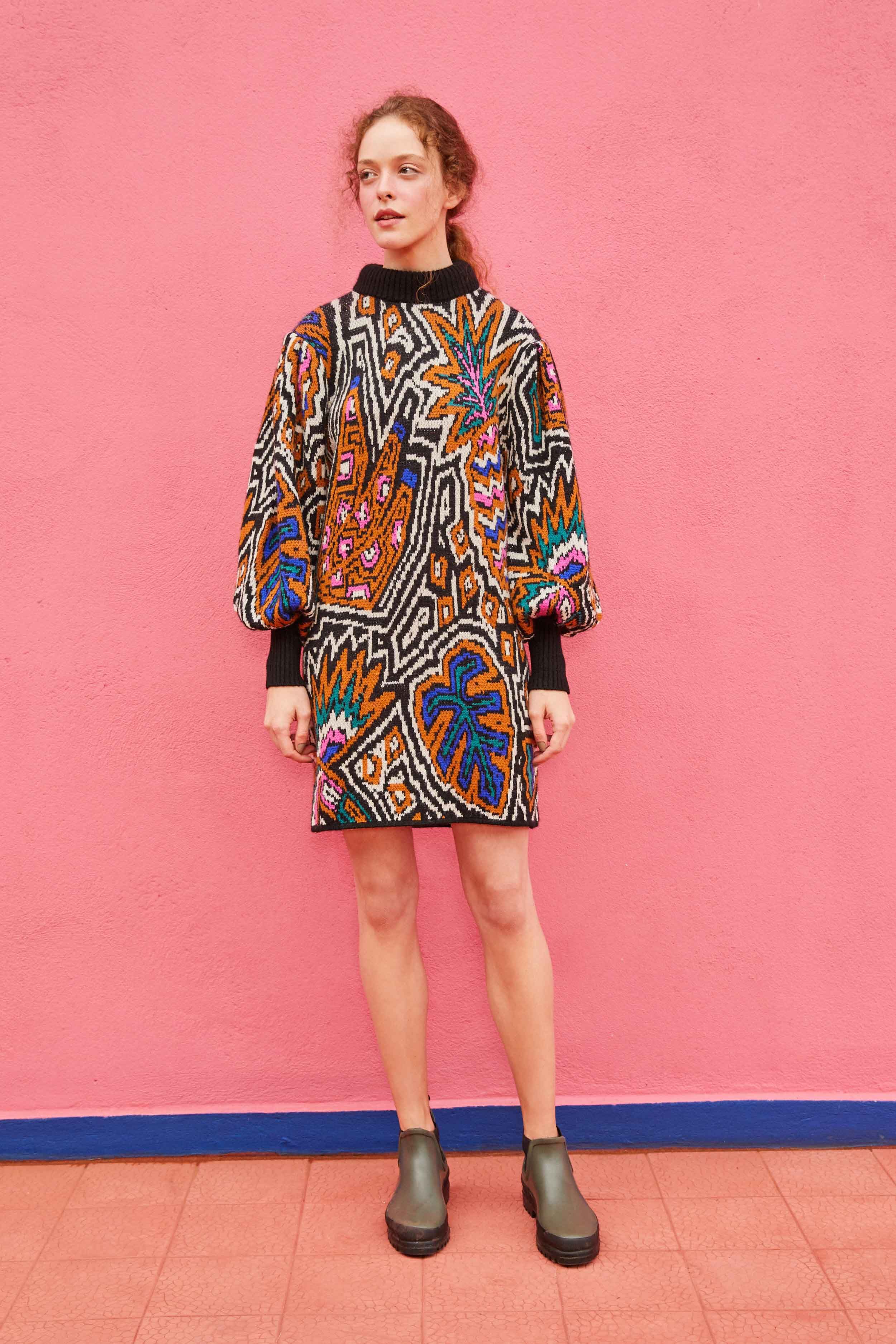 CARAMEL TROPICAL STRIPES SWEATER DRESS sold by FARM Rio product image thumbnail 4