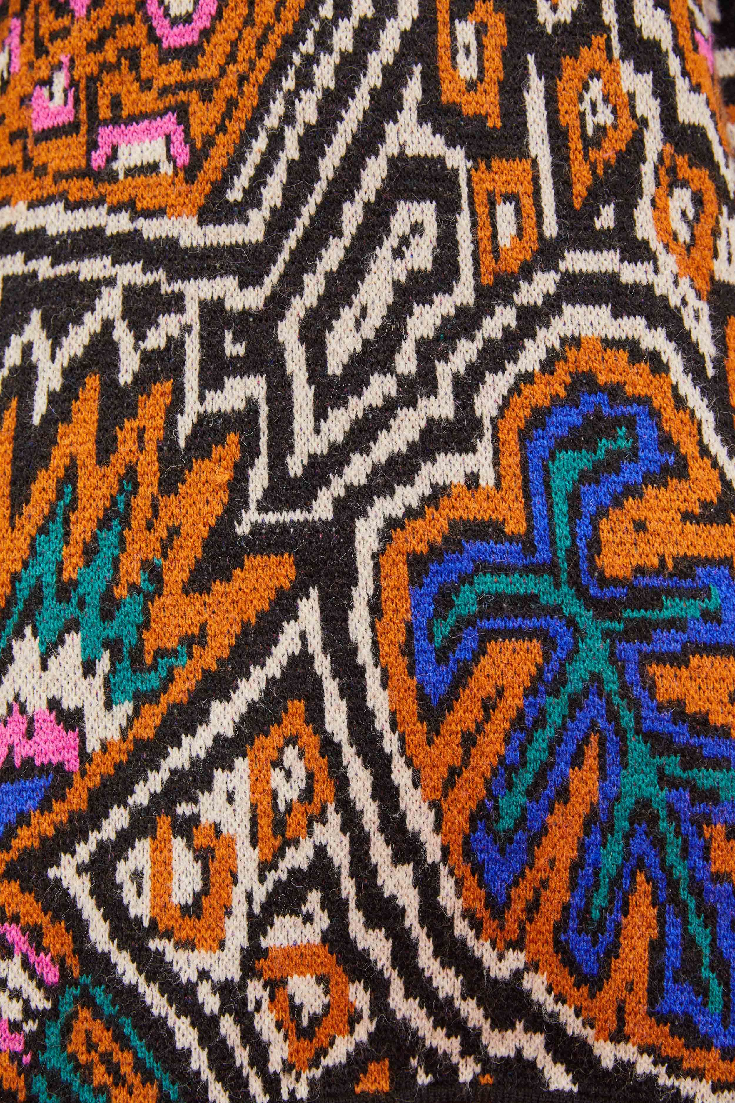 CARAMEL TROPICAL STRIPES SWEATER DRESS sold by FARM Rio product image thumbnail 6