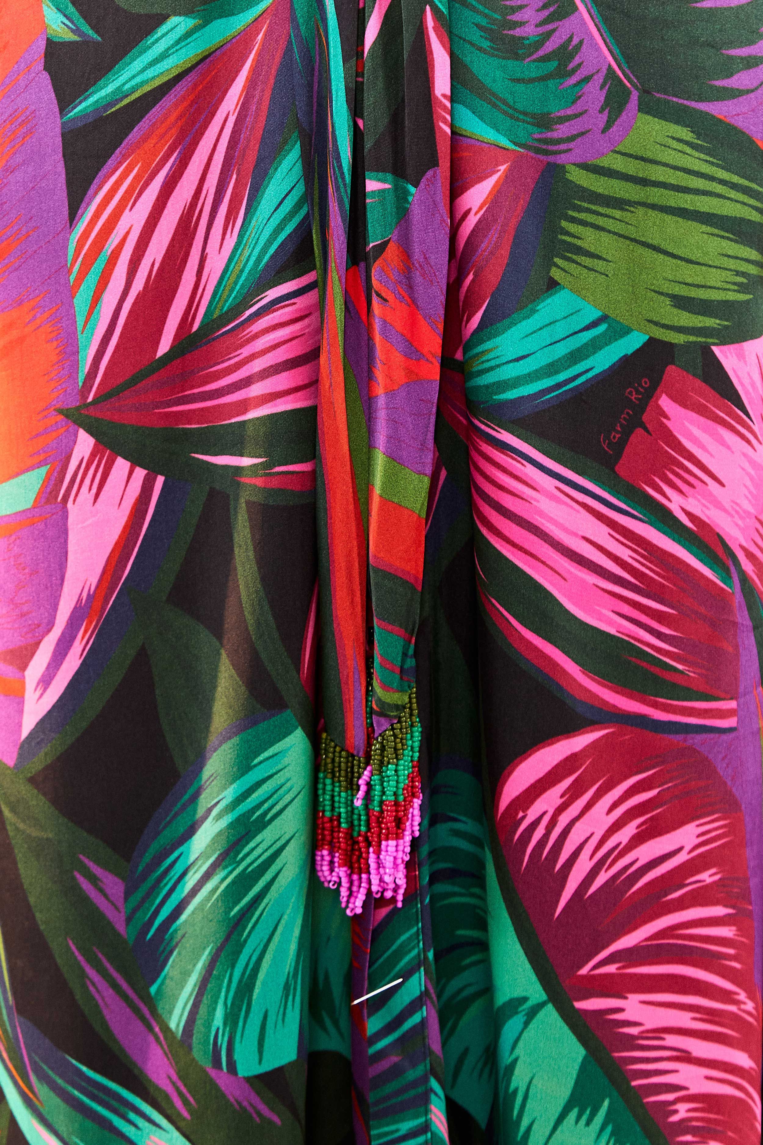 Midnight Leaves Lenzing™ Ecovero™ Viscose Midi Dress sold by FARM Rio product image thumbnail 4