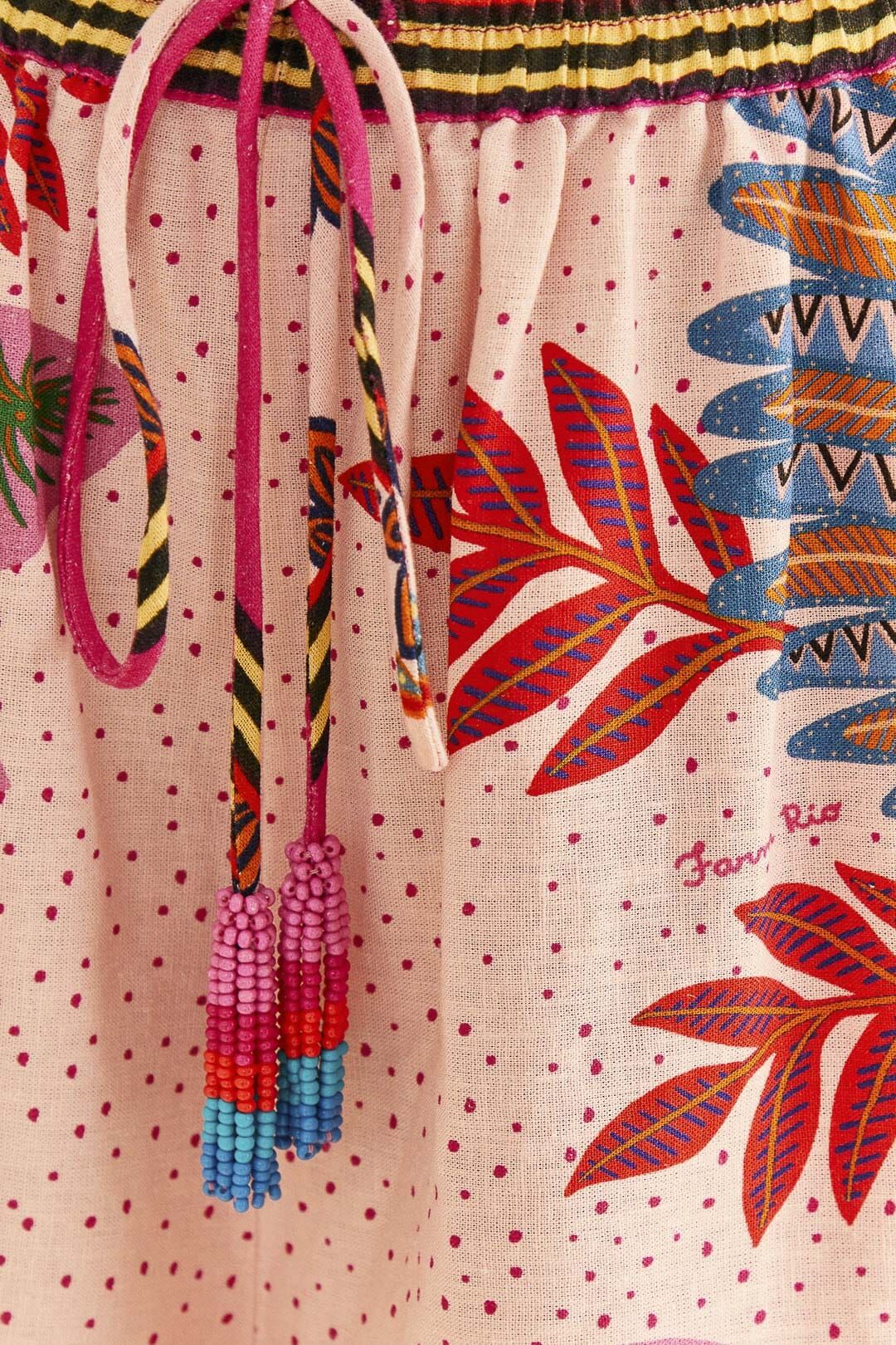 Pink Macaw Scarf Shorts sold by FARM Rio product image thumbnail 5