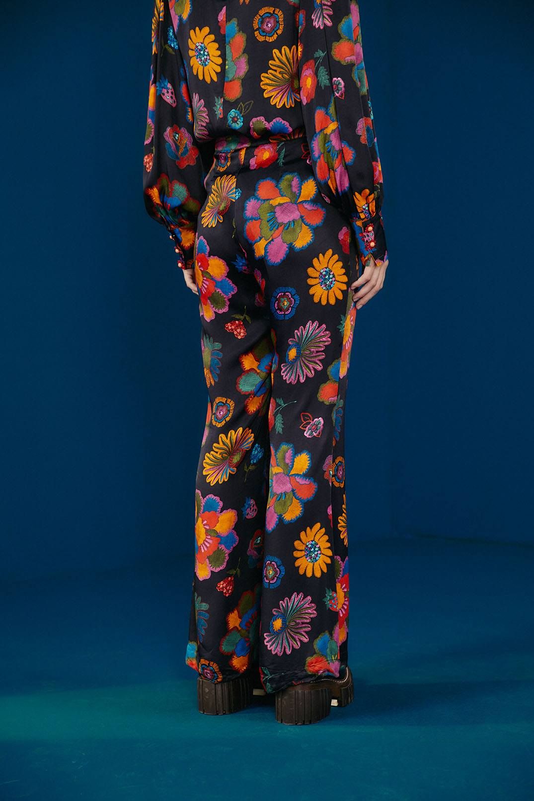 Lilys Garden Pants sold by FARM Rio product image thumbnail 3