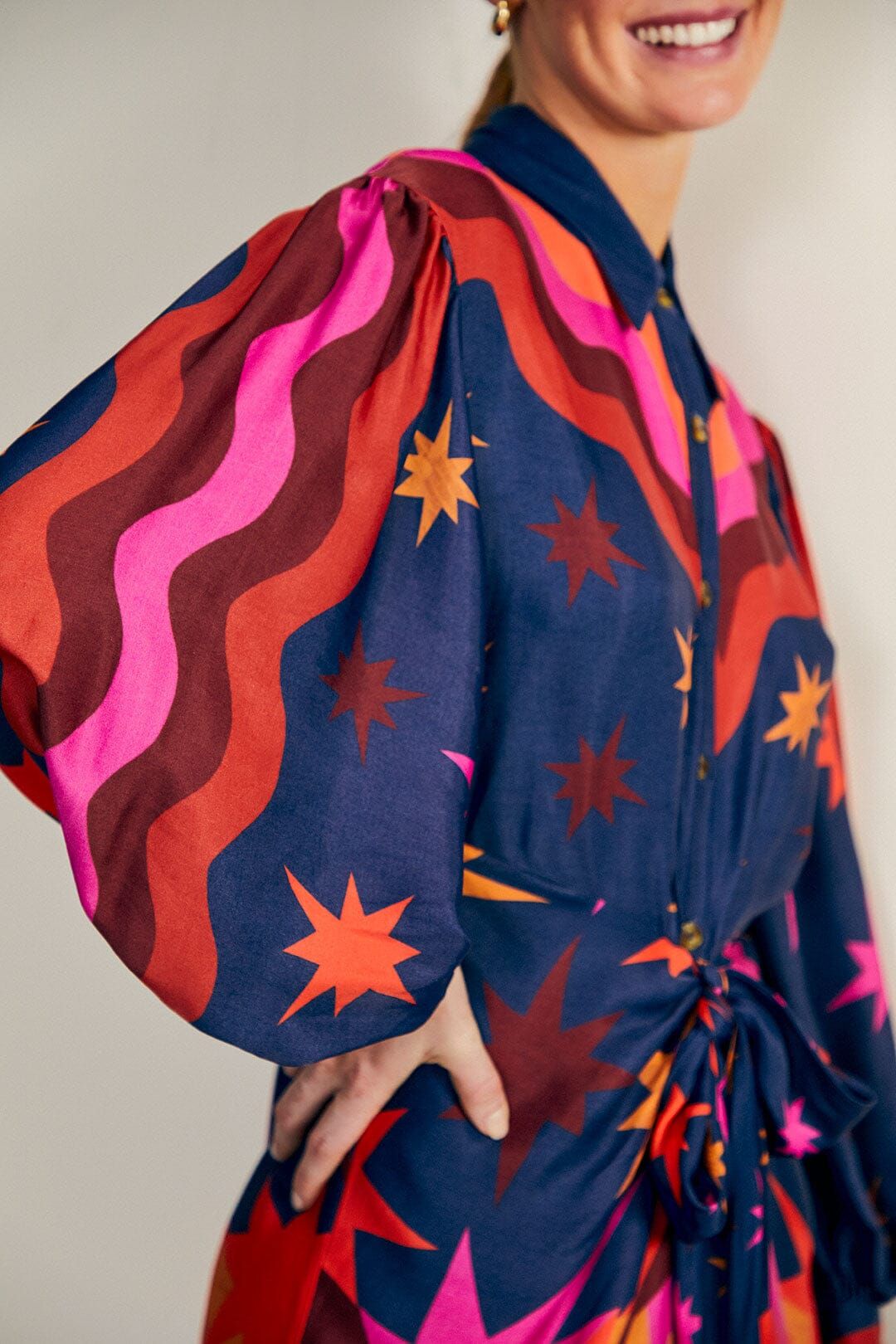 Graphic Scarves Lenzing™ Ecovero™ Viscose Midi Dress sold by FARM Rio product image thumbnail 3