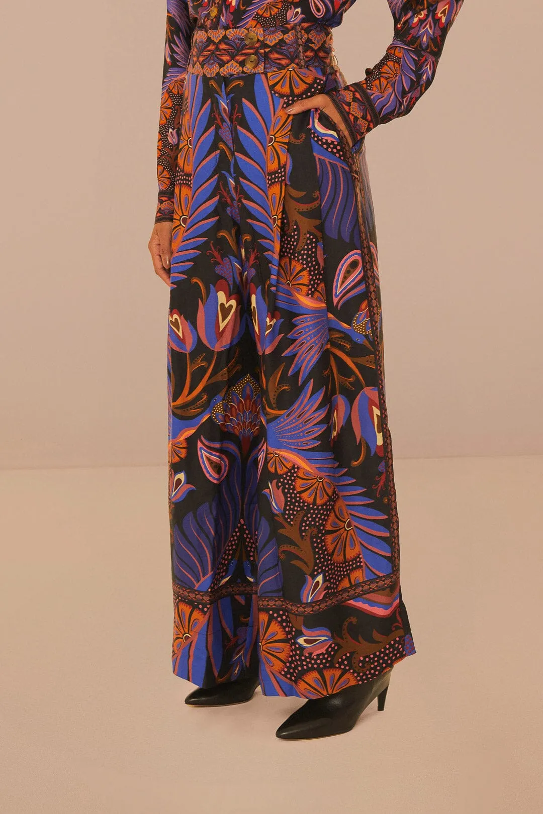 Black Heart Forest LENZING™ ECOVERO™ Viscose Wide Pants sold by FARM Rio product image thumbnail 2