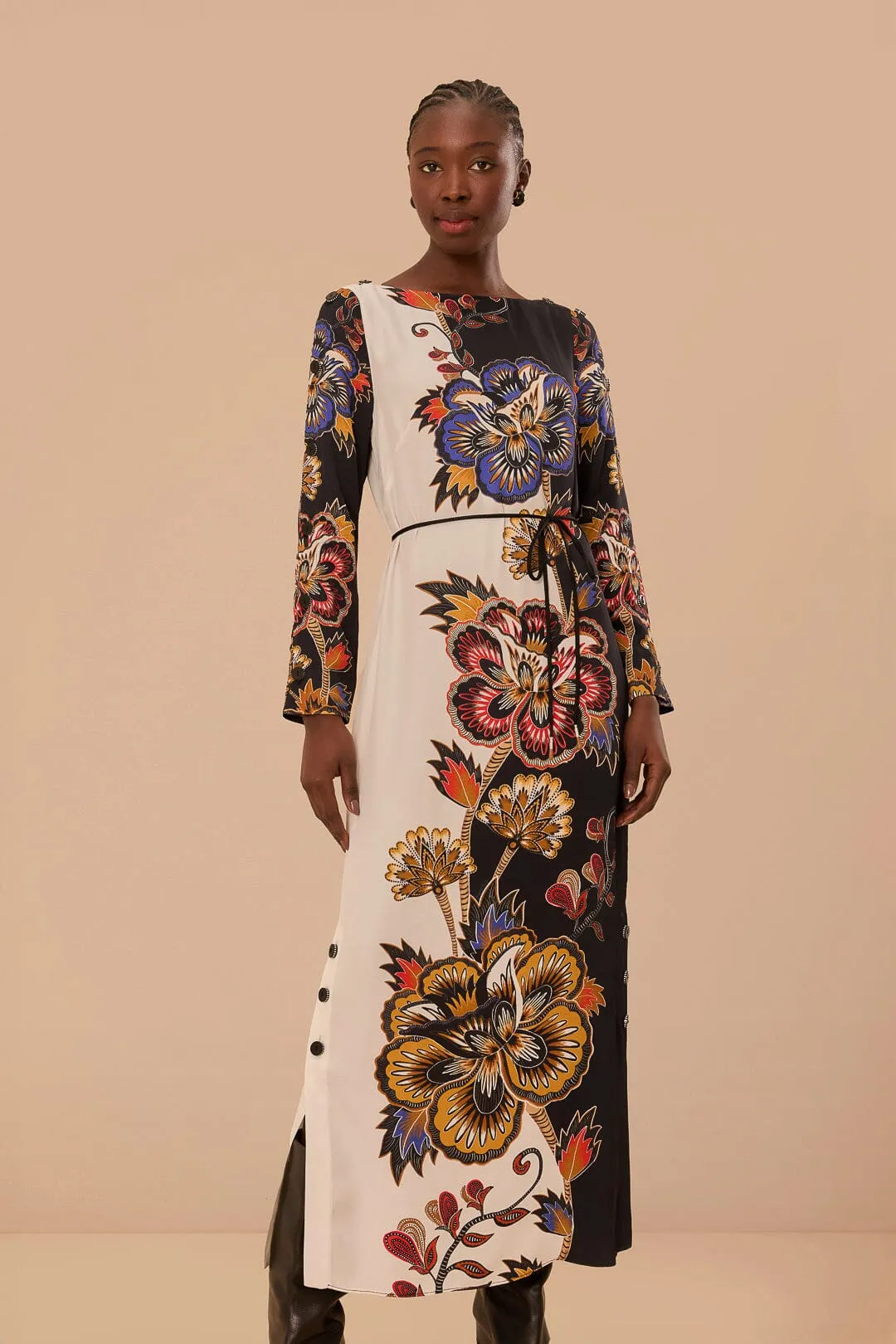 Black And White Maxi Floral LENZING™ ECOVERO™ Viscose Midi Dress sold by FARM Rio product image thumbnail 2