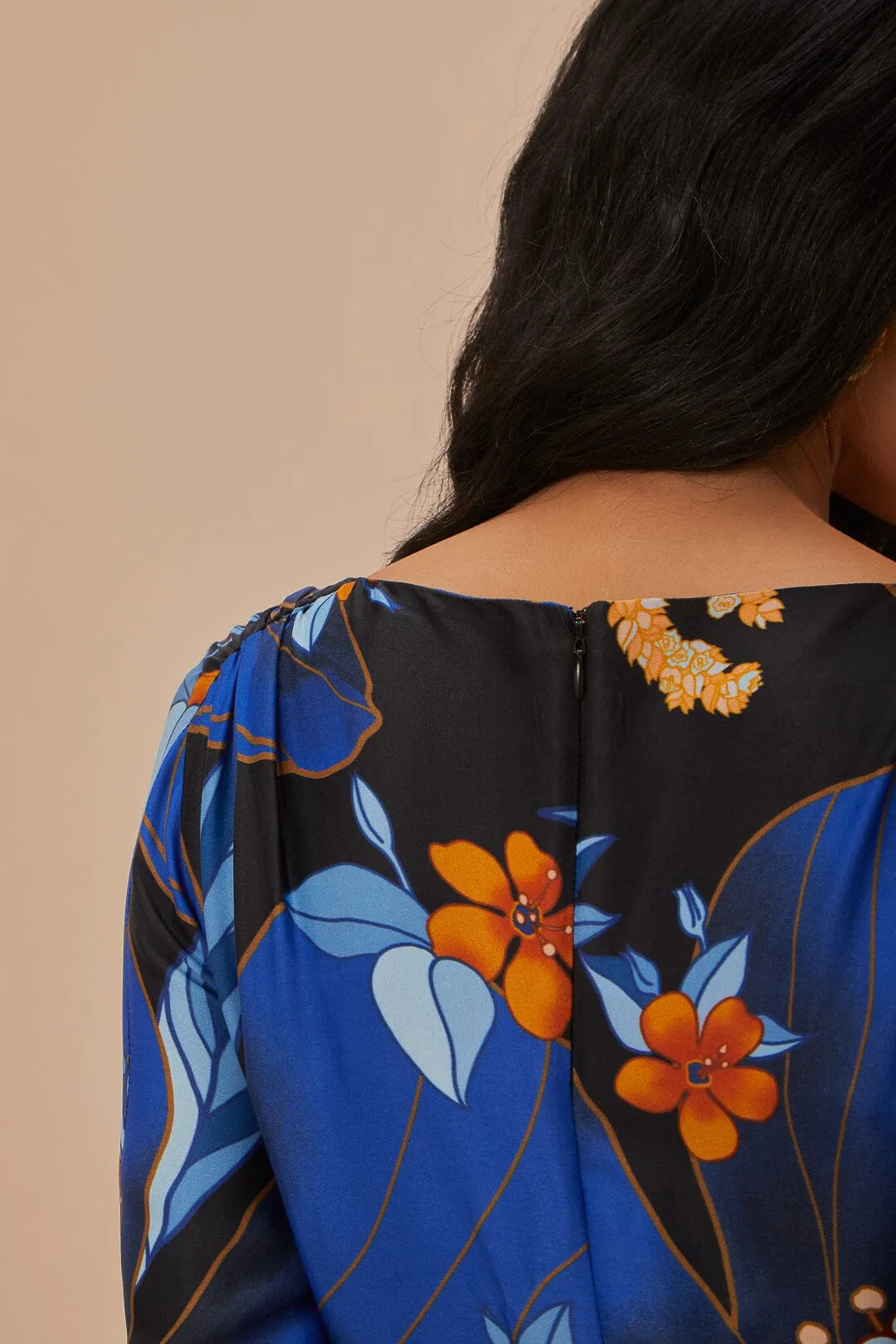 Black Pietra Floral LENZING™ ECOVERO™ Viscose Midi Dress sold by FARM Rio product image thumbnail 5