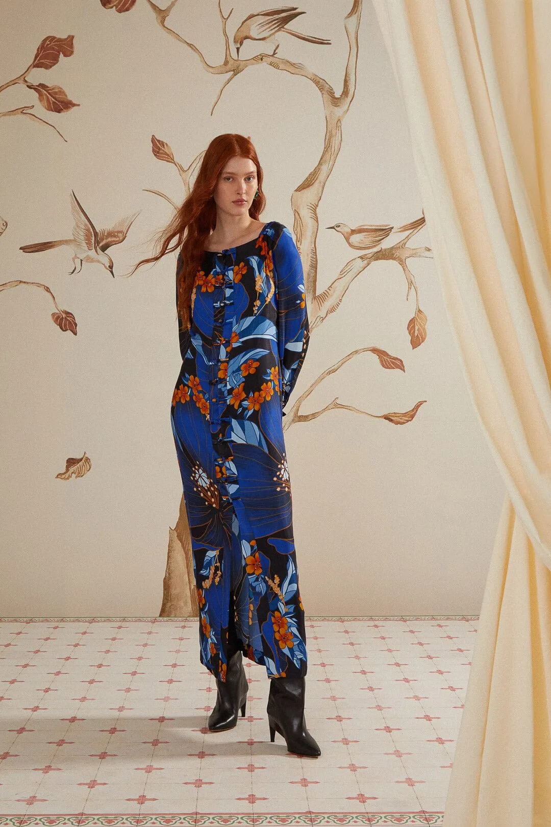 Black Pietra Floral LENZING™ ECOVERO™ Viscose Midi Dress sold by FARM Rio product image thumbnail 2